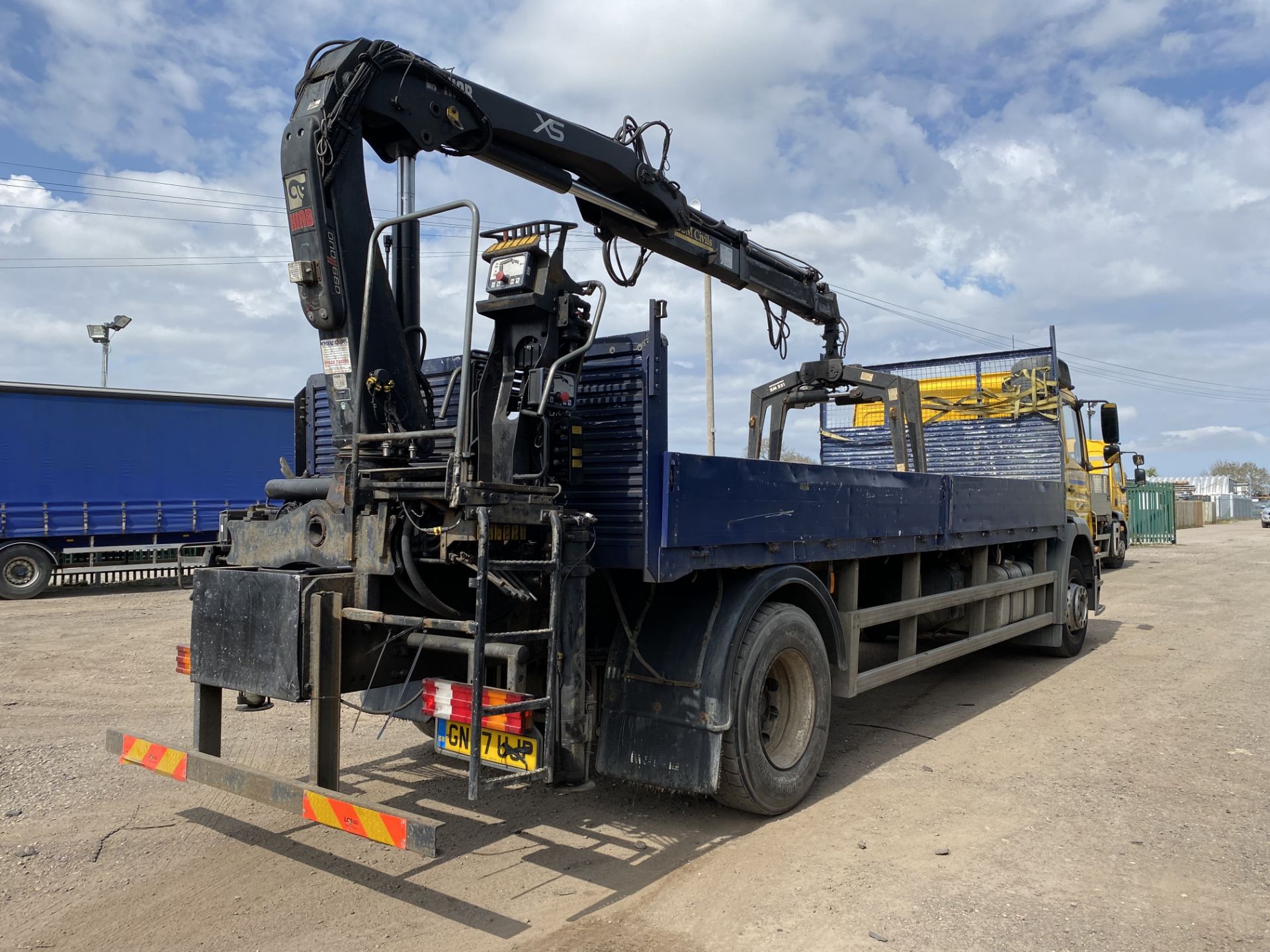 On Sale MERCEDES AXOS 18 TONNE GROSS DROPSIDE WITH HIAB AND BRICK GRAB - 6.4 DIESEL - MANUAL 07 REG - Image 2 of 17