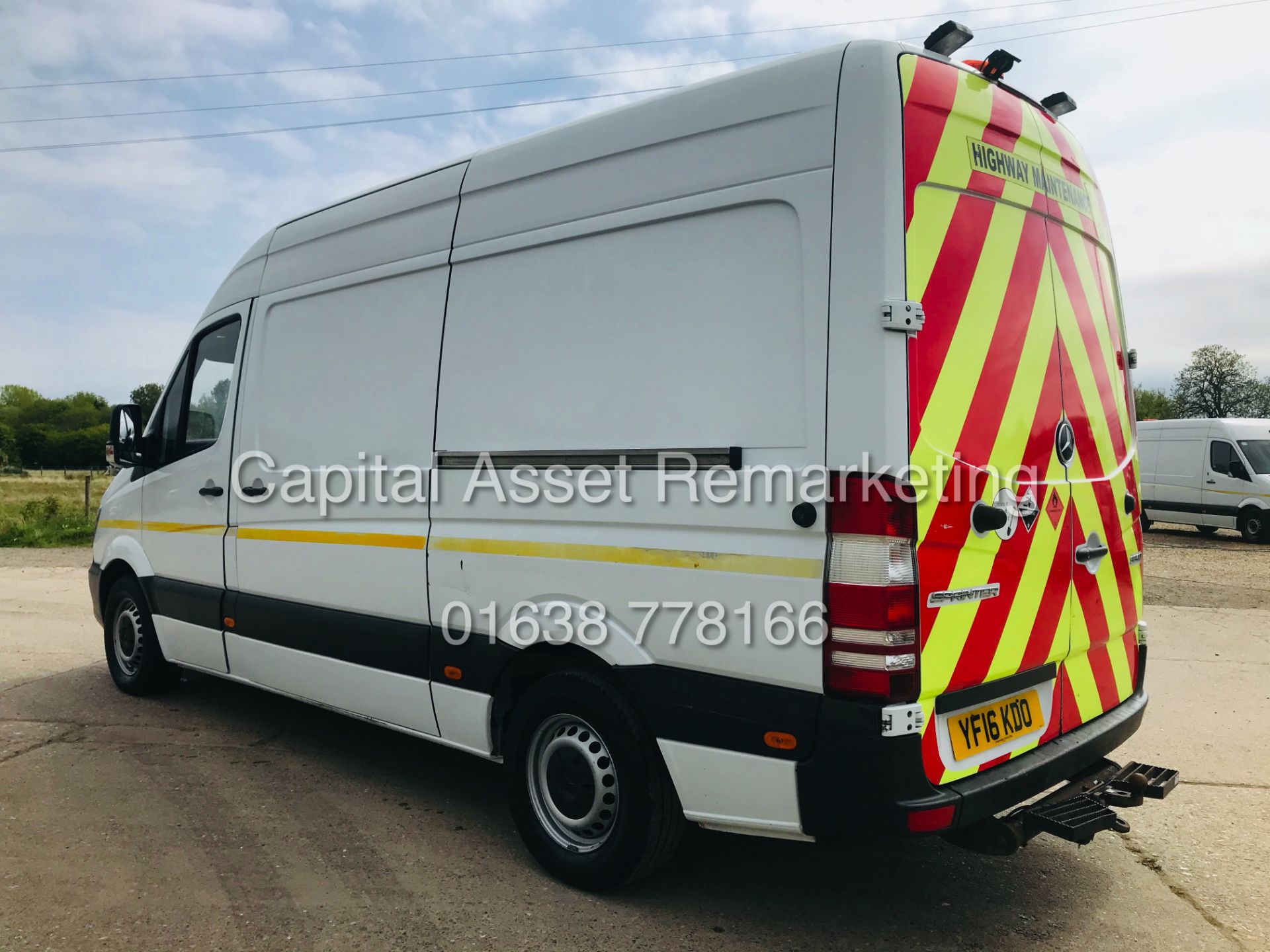 MERCEDES SPRINTER 313CDI "MWB" HI TOP PANEL VAN (16 REG) ONLY 89K MILES "FSH" 1 OWNER - CRUISE - Image 11 of 25