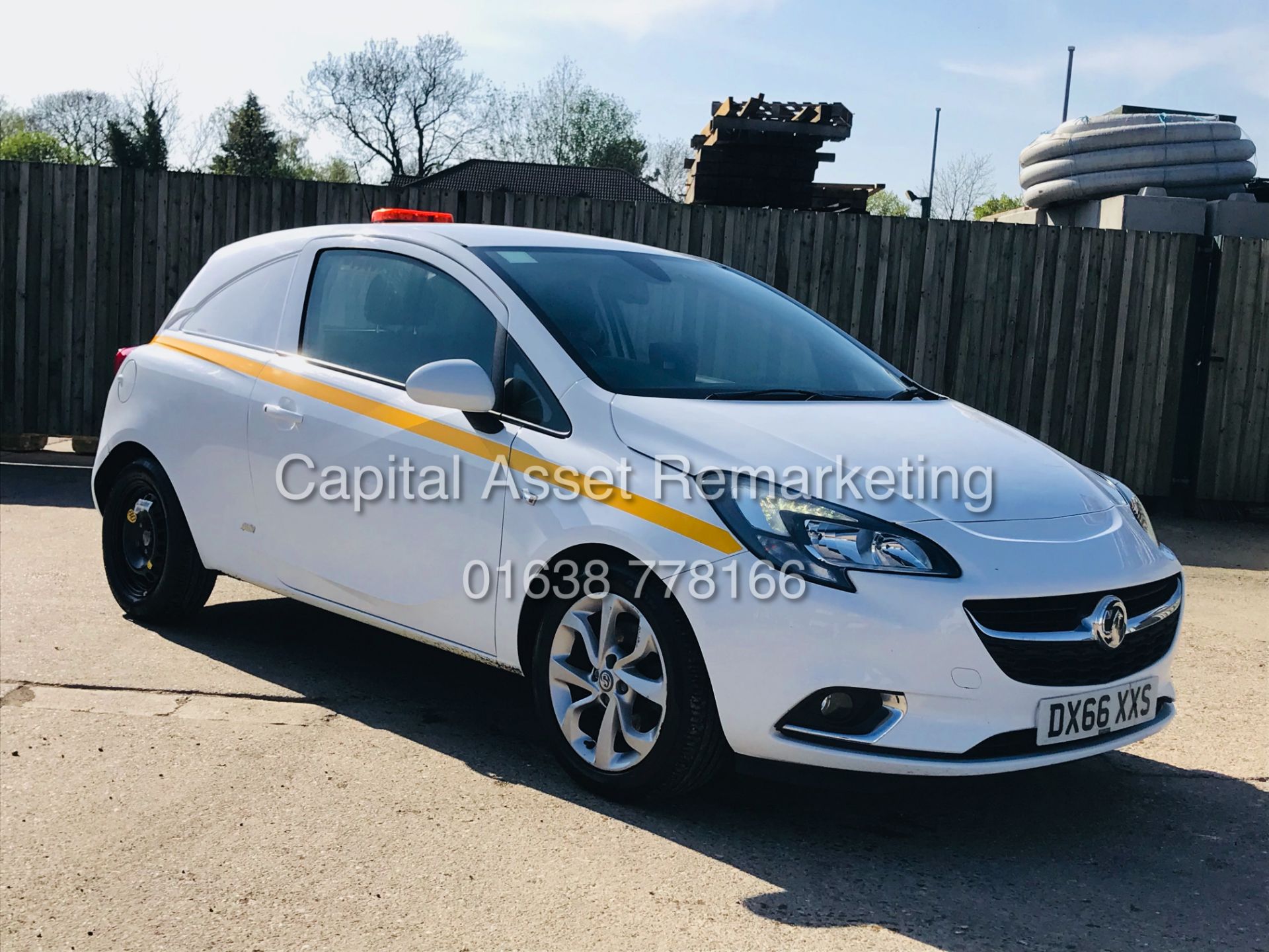 VAUXHALL CORSA 1.3CDTI "SPORTIVE" VAN (2017 MODEL) 1 OWNER FSH - LOW MILES - AIR CON -ALLOYS -EURO 6 - Image 8 of 33