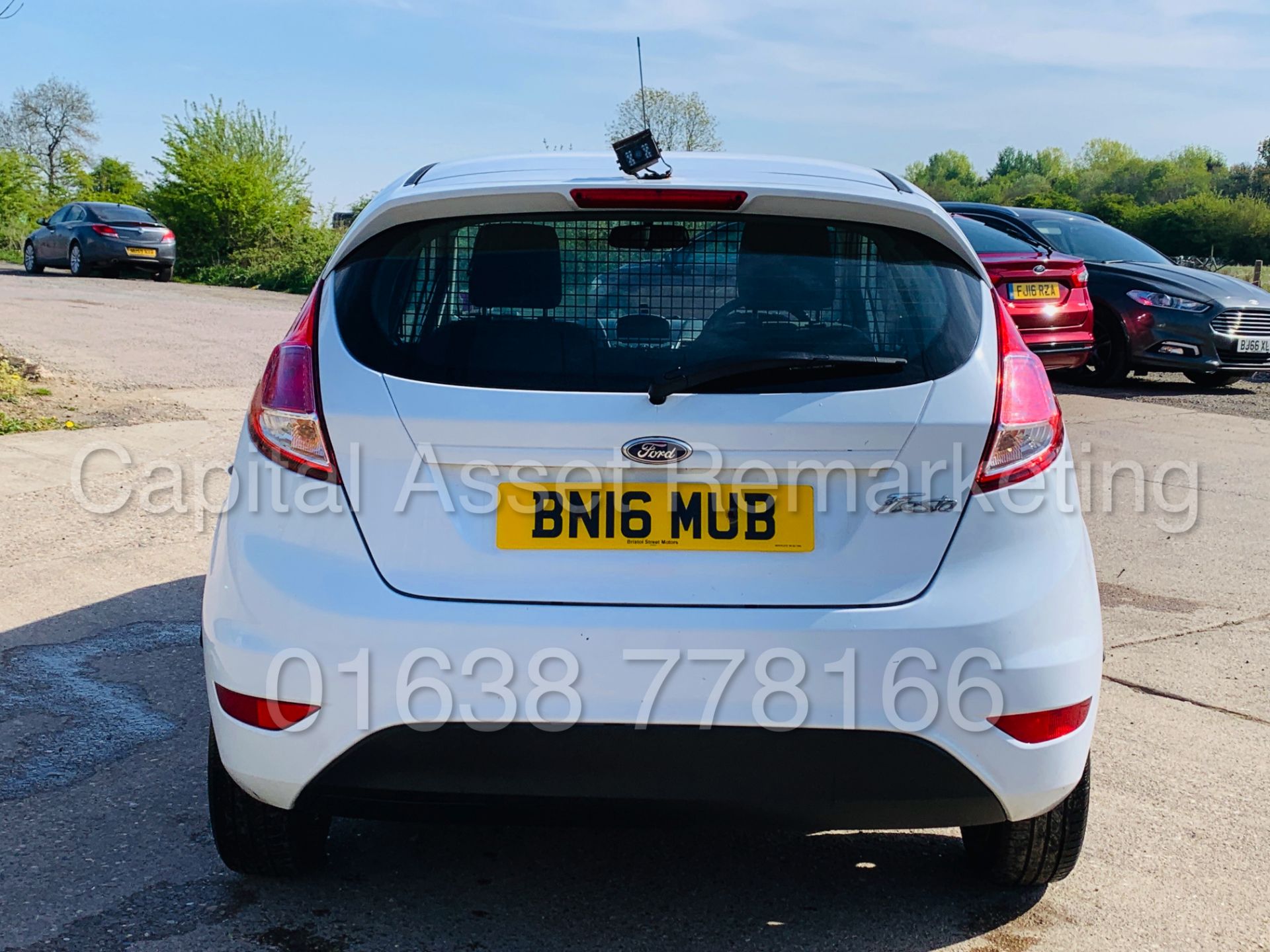 (On Sale) FORD FIESTA *LCV - PANEL VAN* (2016 - NEW MODEL) '1.5 TDCI’ (1 OWNER - FULL HISTORY) - Image 11 of 38