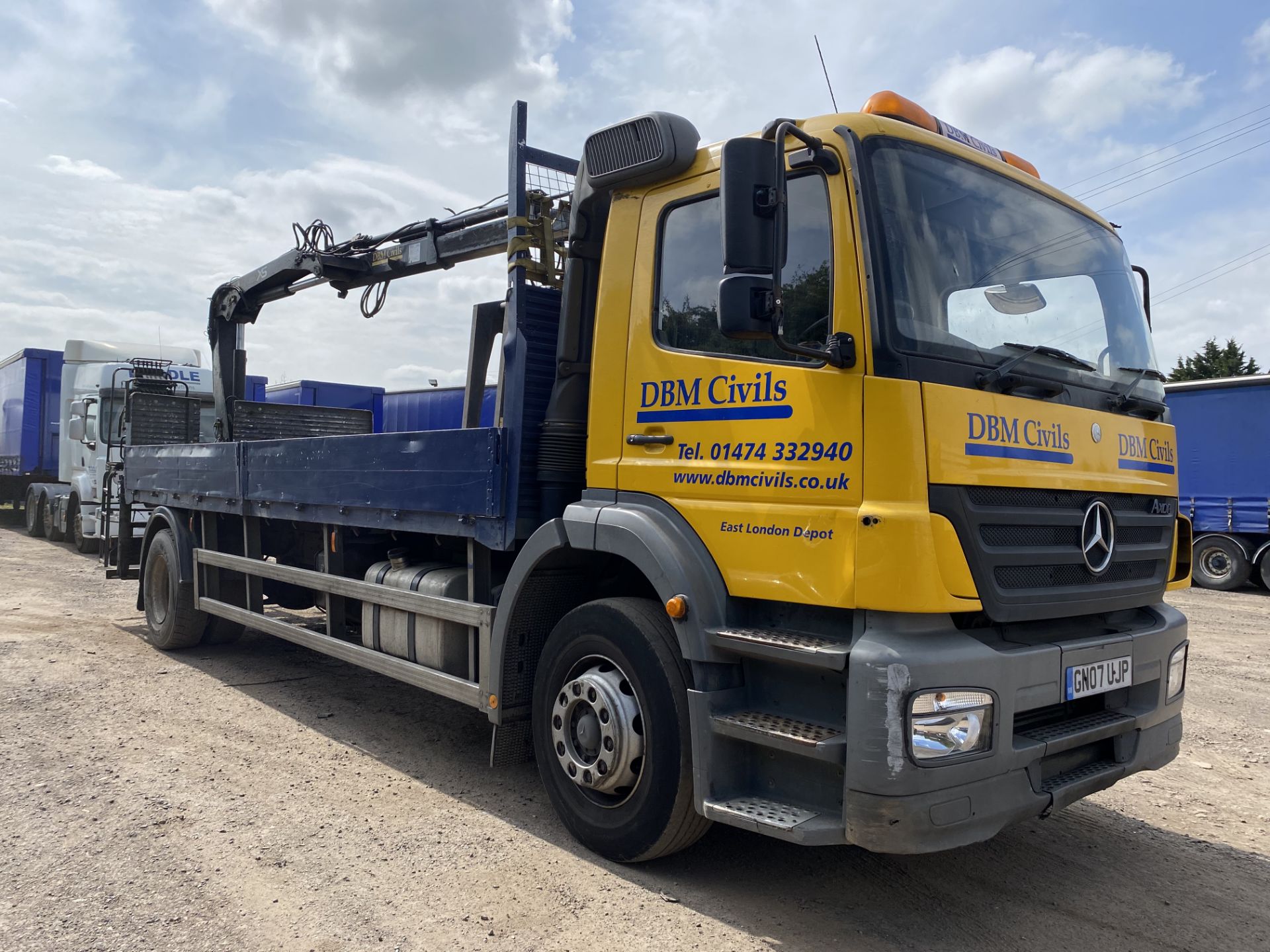 On Sale MERCEDES AXOS 18 TONNE GROSS DROPSIDE WITH HIAB AND BRICK GRAB - 6.4 DIESEL - MANUAL 07 REG