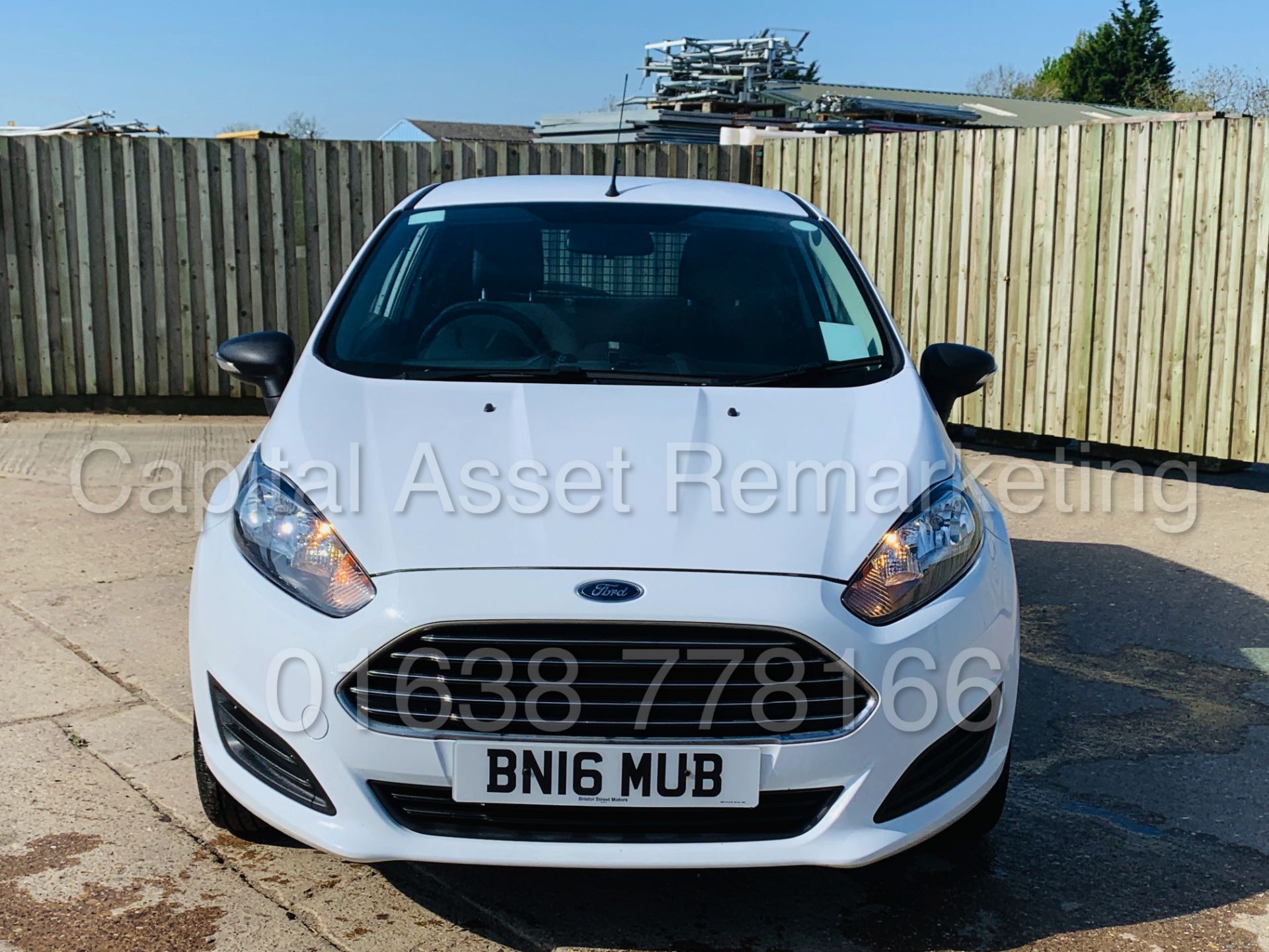 (On Sale) FORD FIESTA *LCV - PANEL VAN* (2016 - NEW MODEL) '1.5 TDCI’ (1 OWNER - FULL HISTORY) - Image 4 of 38