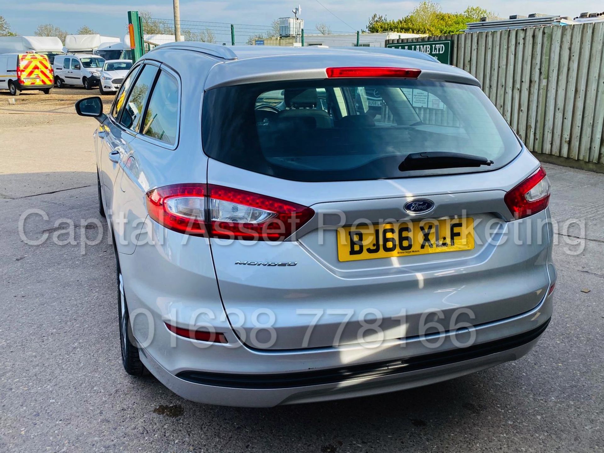 FORD MONDEO *ZETEC EDITION* 5 DOOR ESTATE (2017 - EURO 6 MODEL) '2.0 TDCI - 150 BHP- AUTO' (1 OWNER) - Image 6 of 41