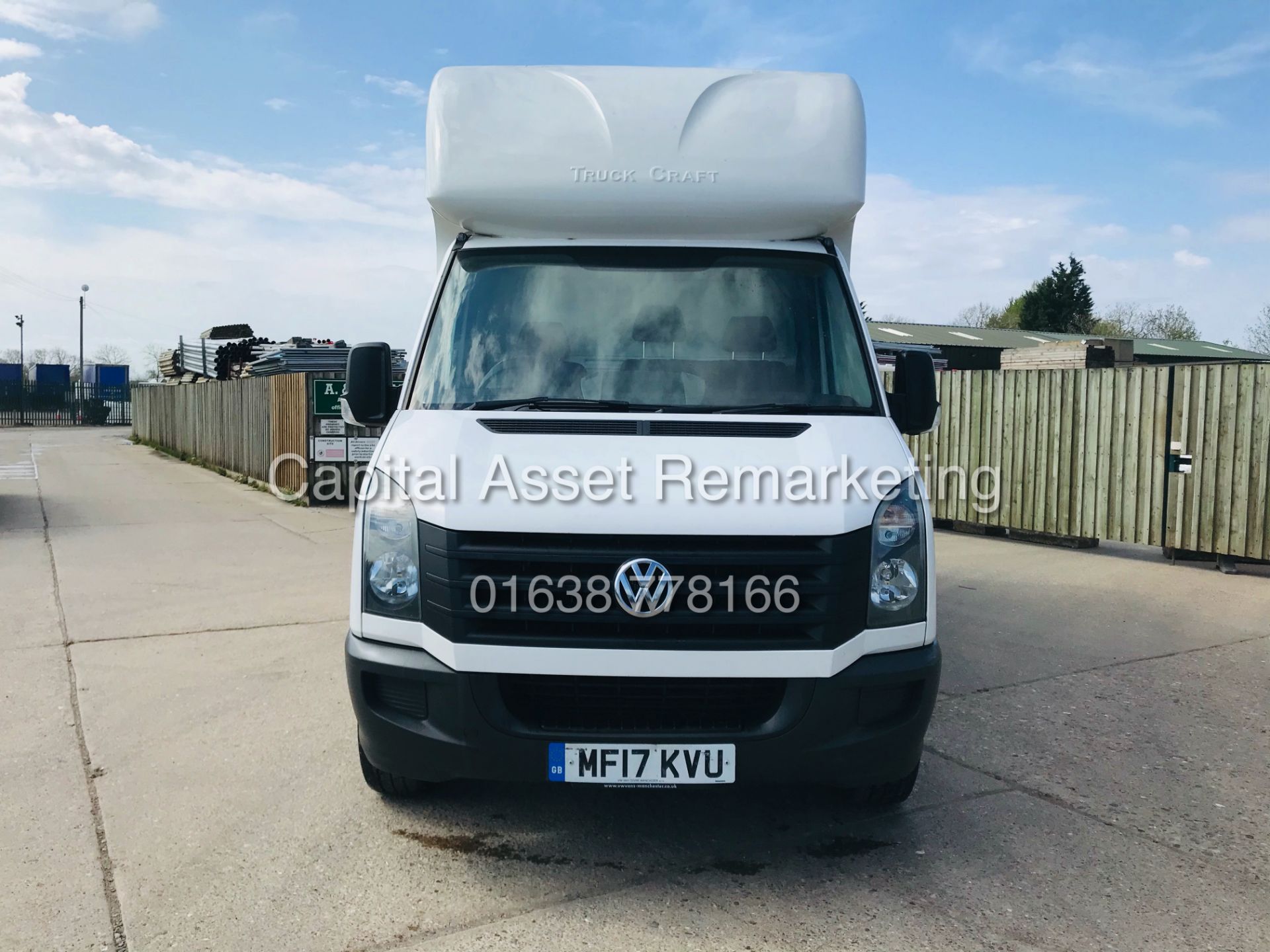 ON SALE VOLKSWAGEN CRAFTER 2.0TDI BLUEMOTION "14 FT LUTON BOX VAN" 1 OWNER (17 REG) TAIL LIFT EURO 6 - Image 4 of 25