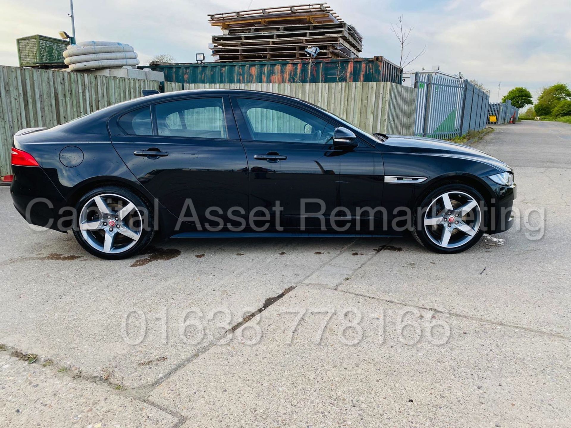 (On Sale) JAGUAR XE *R-SPORT* SALOON 2.0D 180 BHP (2017- EURO 6) 1 OWNER - FULL SERVICE HISTORY - Image 14 of 46