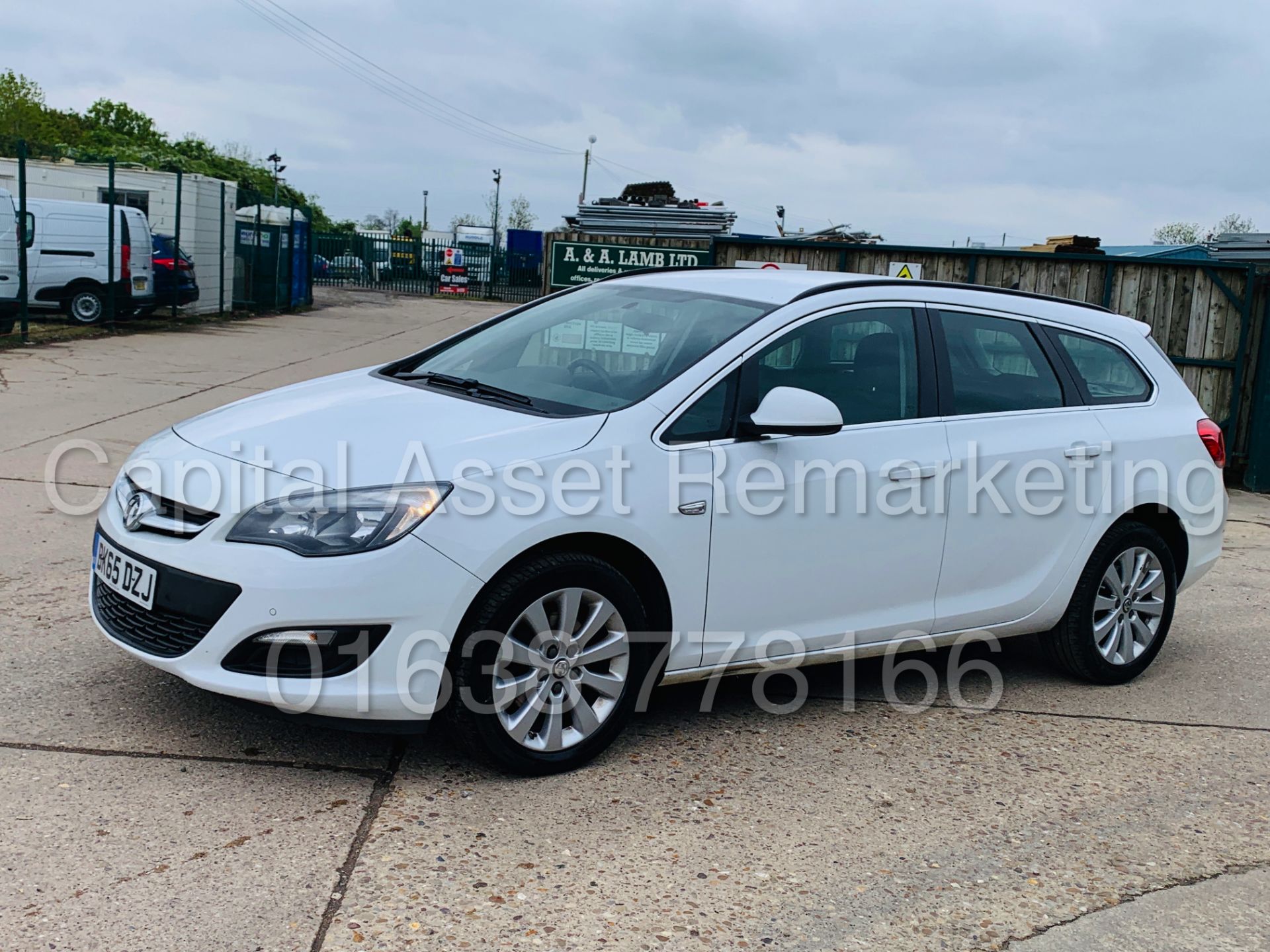 (ON SALE) VAUXHALL ASTRA *TECH LINE* (2016 MODEL) '1.6 CDTI-EURO 6- 6 SPEED' (1 OWNER) *SAT NAV* - Image 7 of 43