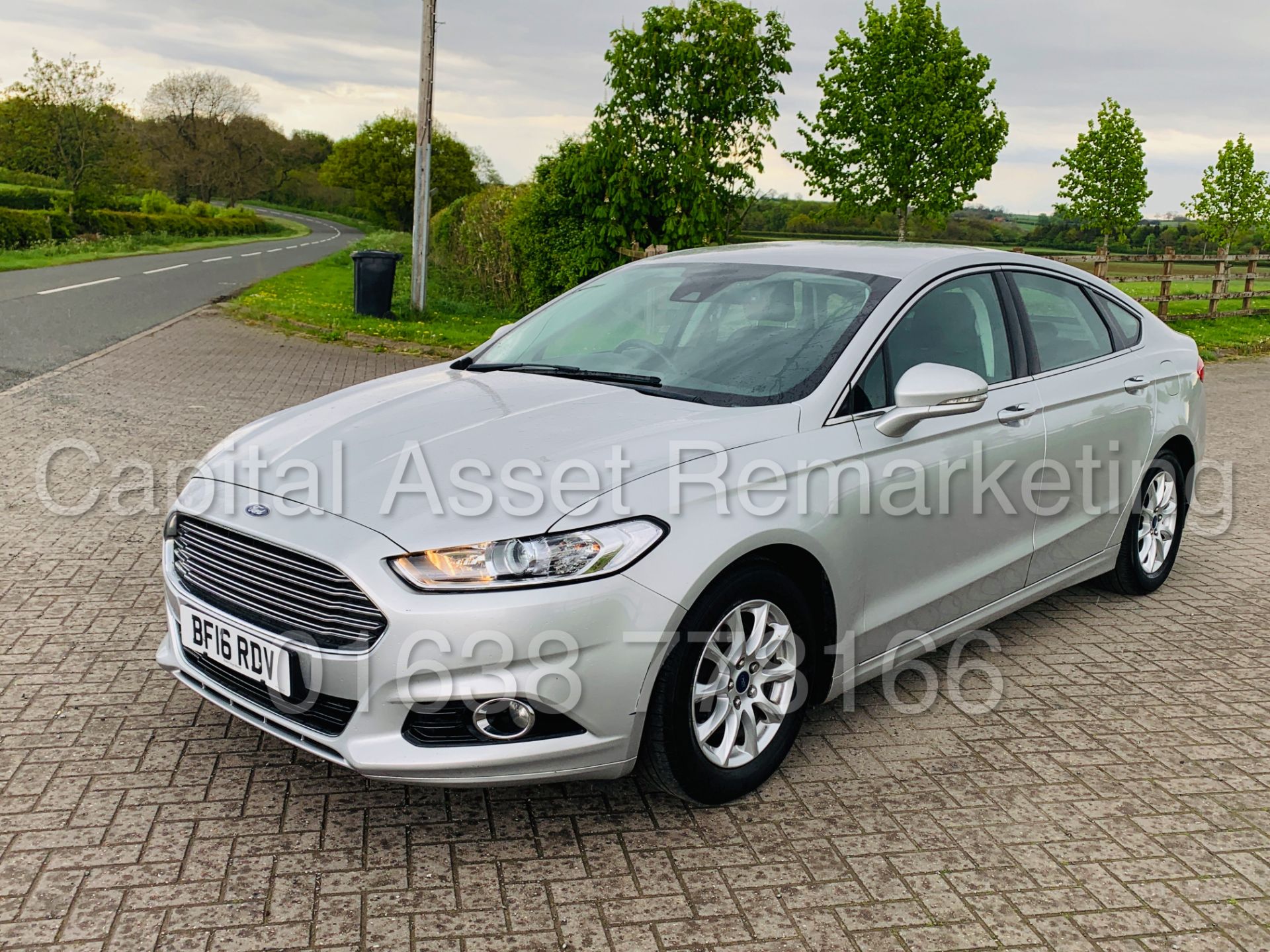 FORD MONDEO *TITANIUM* HATCHBACK (2016) '1.5 TDCI - EURO 6 - 6 SPEED' *1 OWNER - FULL HISTORY* - Image 3 of 46