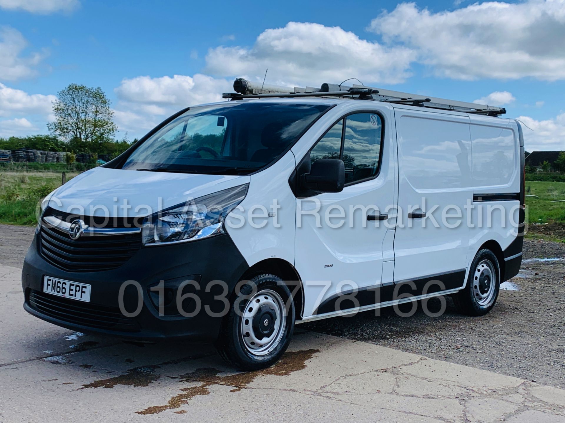 VAUXHALL VIVARO 2900 *SWB - PANEL VAN* (2017 - EURO 6) '1.6 CDTI - 6 SPEED' *24,000 MILES* (1 OWNER) - Image 6 of 39