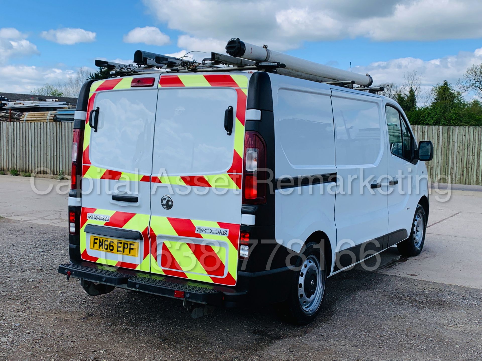 VAUXHALL VIVARO 2900 *SWB - PANEL VAN* (2017 - EURO 6) '1.6 CDTI - 6 SPEED' *24,000 MILES* (1 OWNER) - Image 12 of 39