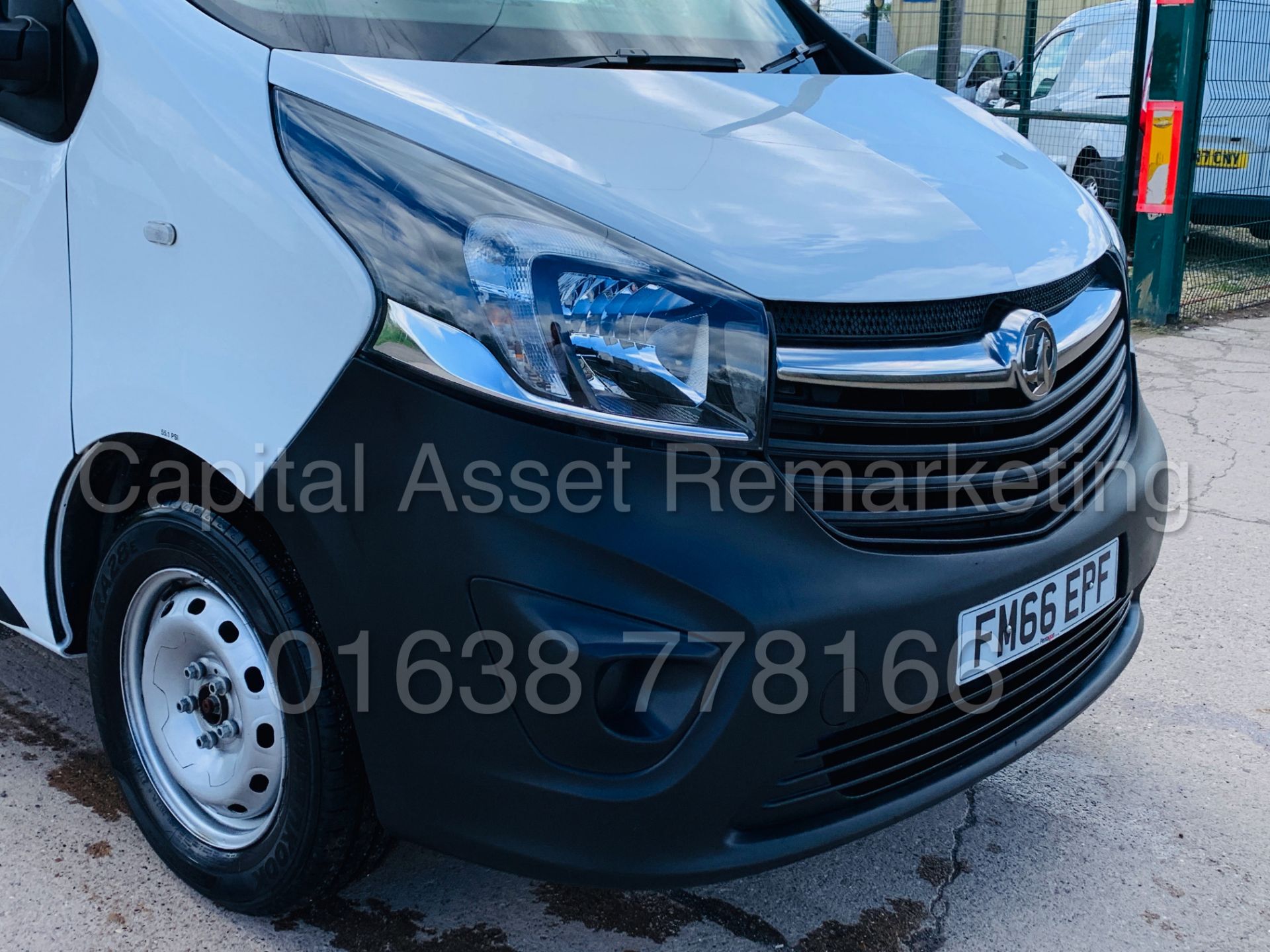 VAUXHALL VIVARO 2900 *SWB - PANEL VAN* (2017 - EURO 6) '1.6 CDTI - 6 SPEED' *24,000 MILES* (1 OWNER) - Image 15 of 39