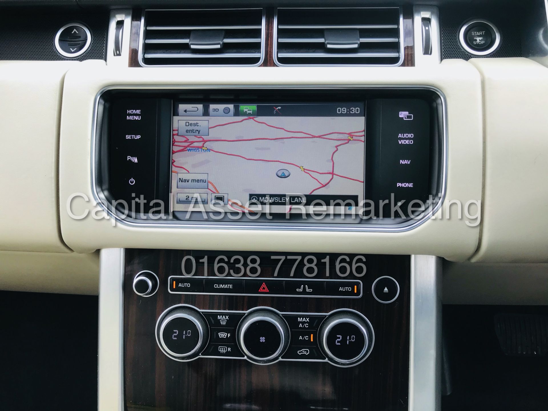 On Sale RANGE ROVER VOGUE-BLACK 3.0SDV6 'AUTO' (2014 MODEL) MASSIVE SPEC *PAN ROOF* BEST COLOUR - Image 33 of 45