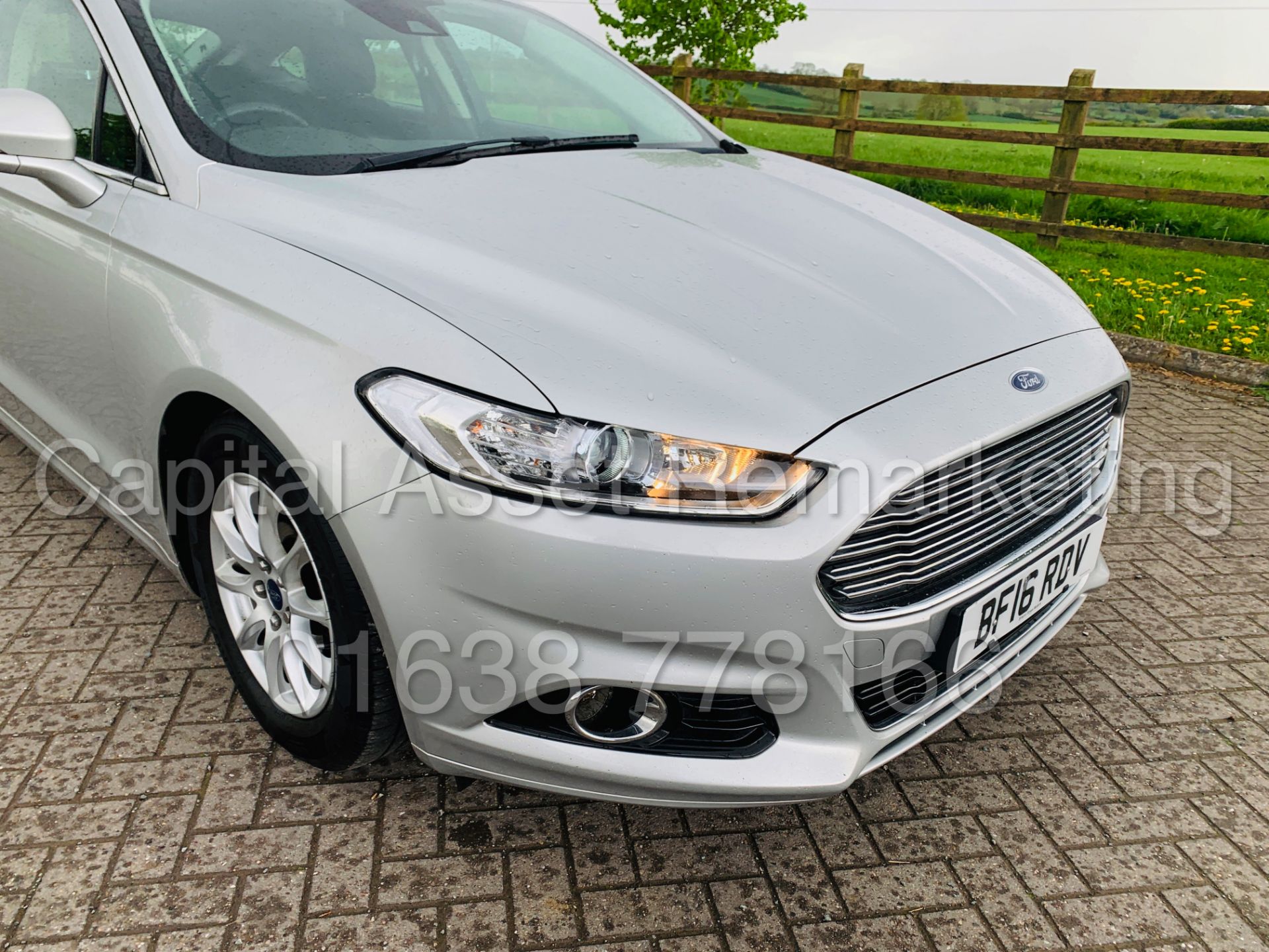 FORD MONDEO *TITANIUM* HATCHBACK (2016) '1.5 TDCI - EURO 6 - 6 SPEED' *1 OWNER - FULL HISTORY* - Image 15 of 46