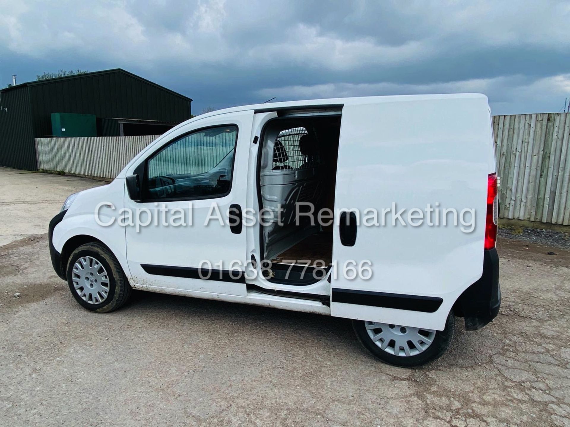 On Sale PEUGEOT BIPPER 1.3HDI PROFESSIONAL (2017 MODEL) EURO 6 - AIR CON - START/STOP *1 OWNER FSH* - Image 11 of 28