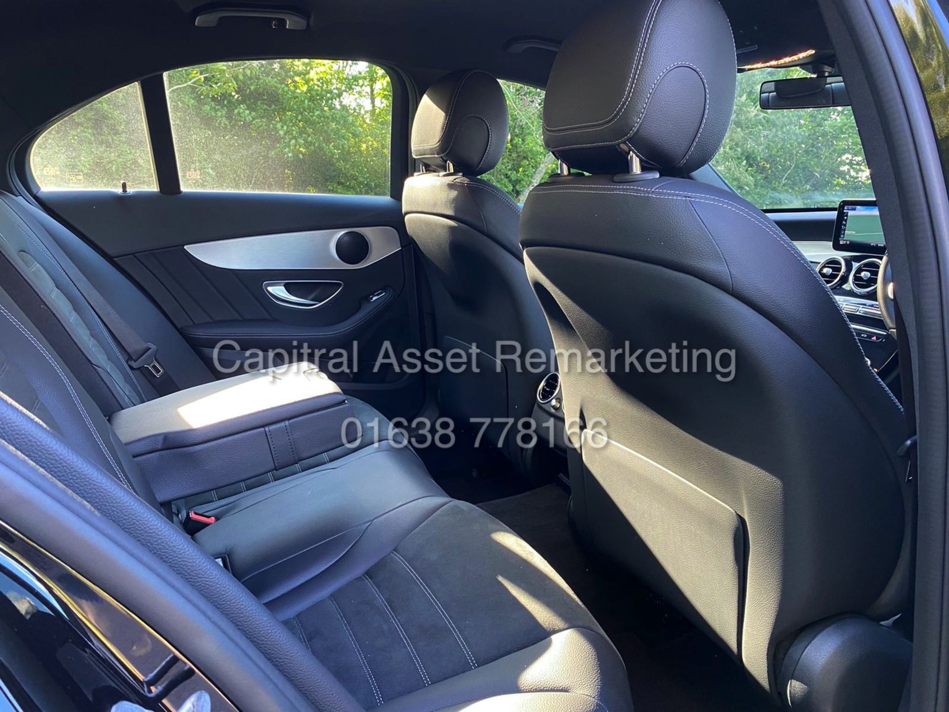 MERCEDES-BENZ C220d *AMG LINE* SALOON (2020 MODEL) '9G TRONIC AUTO -LEATHER- SAT NAV' *MASSIVE SPEC* - Image 28 of 30