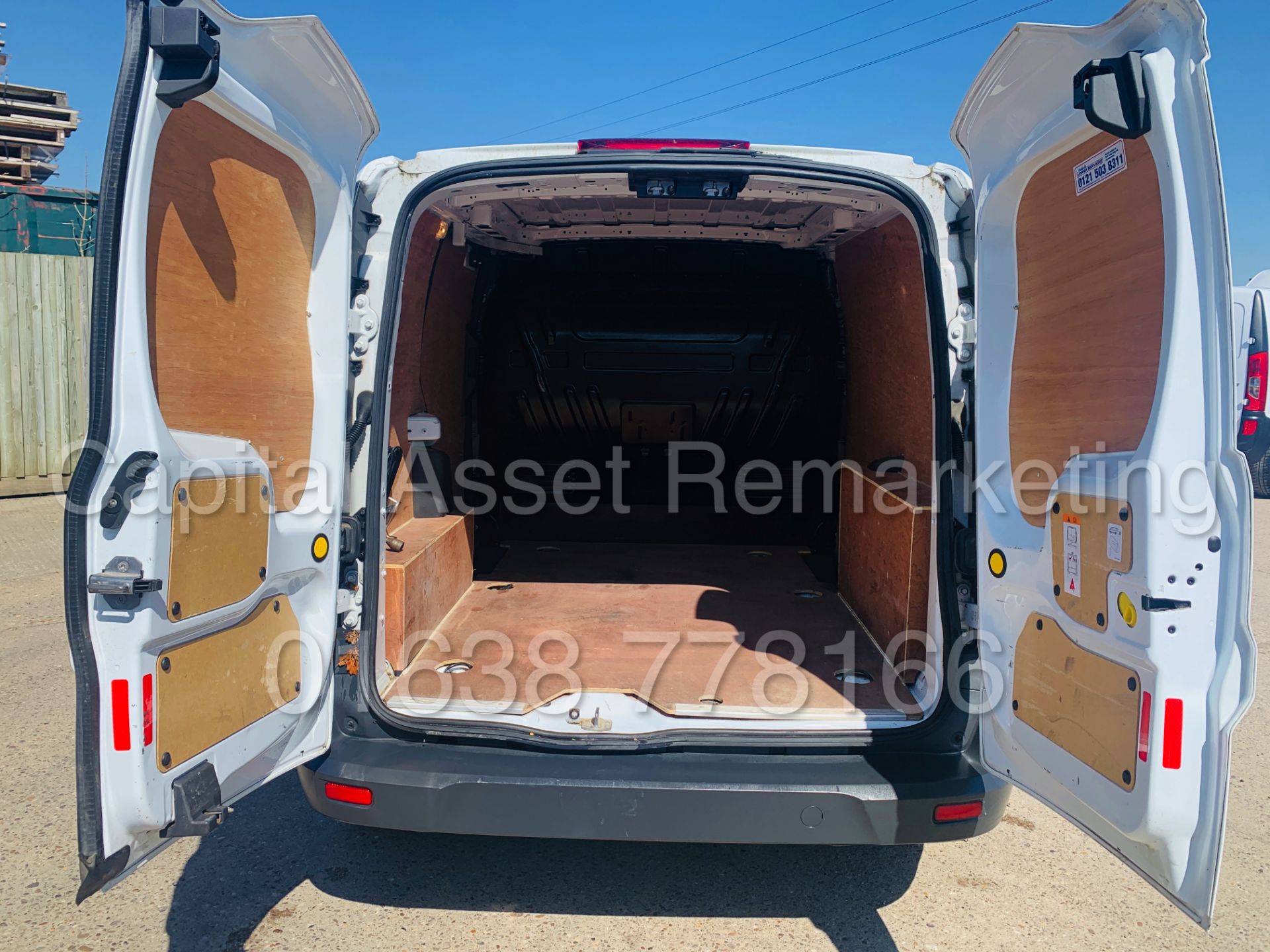 ON SALE FORD TRANSIT CONNECT *SWB* (2017 MODEL - EURO 6) '1.5 TDCI - ' - (FULL HISTORY) *ONLY 54K* - Image 15 of 27