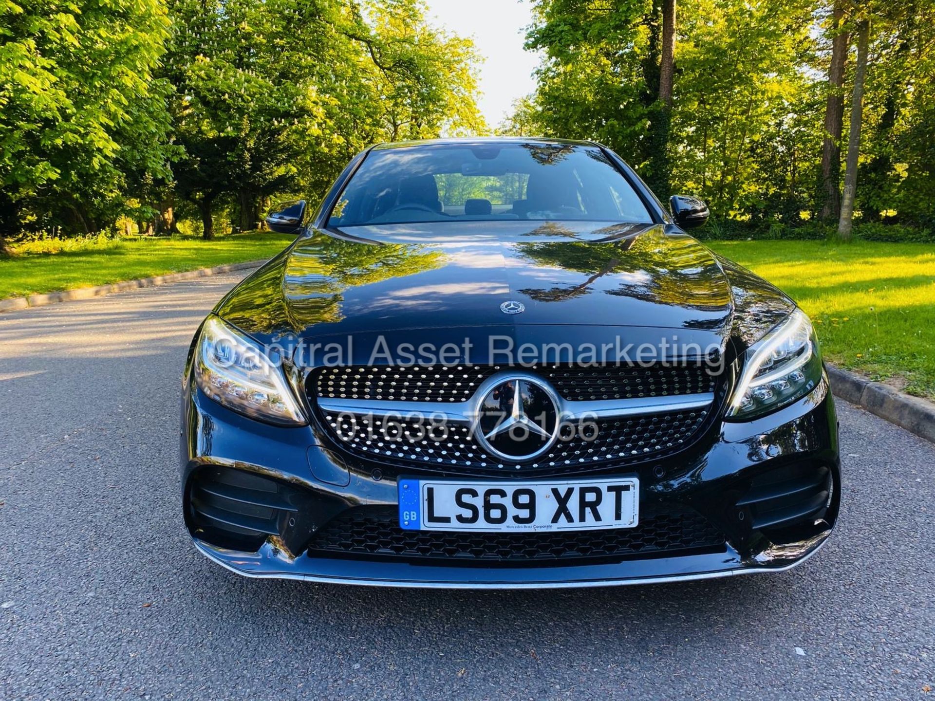 MERCEDES-BENZ C220d *AMG LINE* SALOON (2020 MODEL) '9G TRONIC AUTO -LEATHER- SAT NAV' *MASSIVE SPEC* - Image 2 of 30