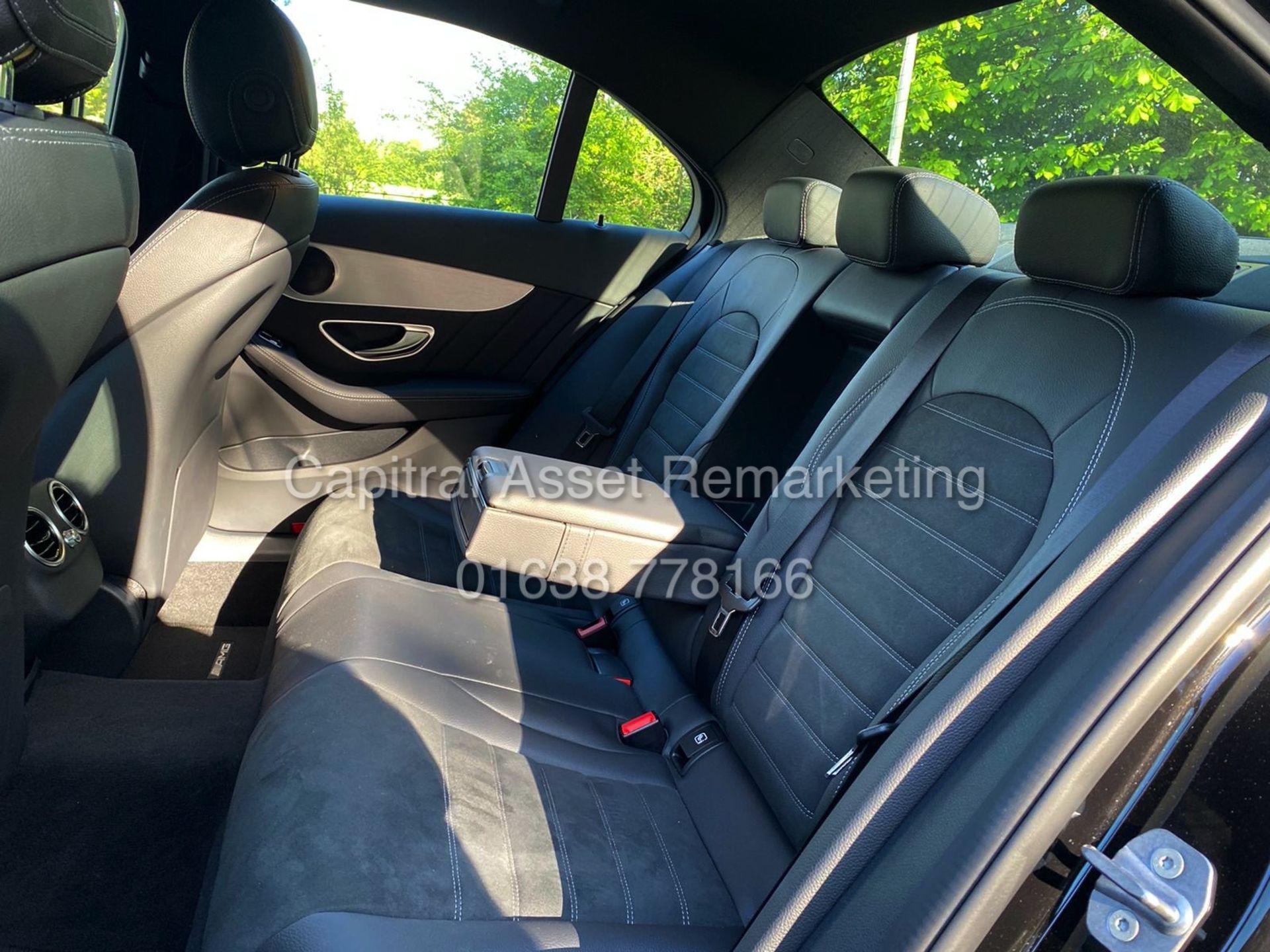 MERCEDES-BENZ C220d *AMG LINE* SALOON (2020 MODEL) '9G TRONIC AUTO -LEATHER- SAT NAV' *MASSIVE SPEC* - Image 29 of 30