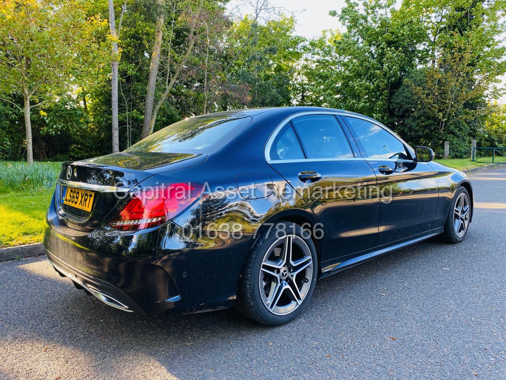 MERCEDES-BENZ C220d *AMG LINE* SALOON (2020 MODEL) '9G TRONIC AUTO -LEATHER- SAT NAV' *MASSIVE SPEC* - Image 4 of 30