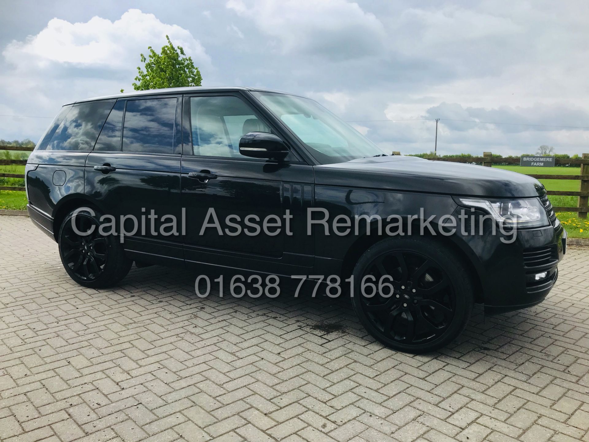 On Sale RANGE ROVER VOGUE 3.0SDV6 "AUTO" (NEW SHAPE) 2014 MODEL - BLACK -EDITION - MASSIVE SPEC -