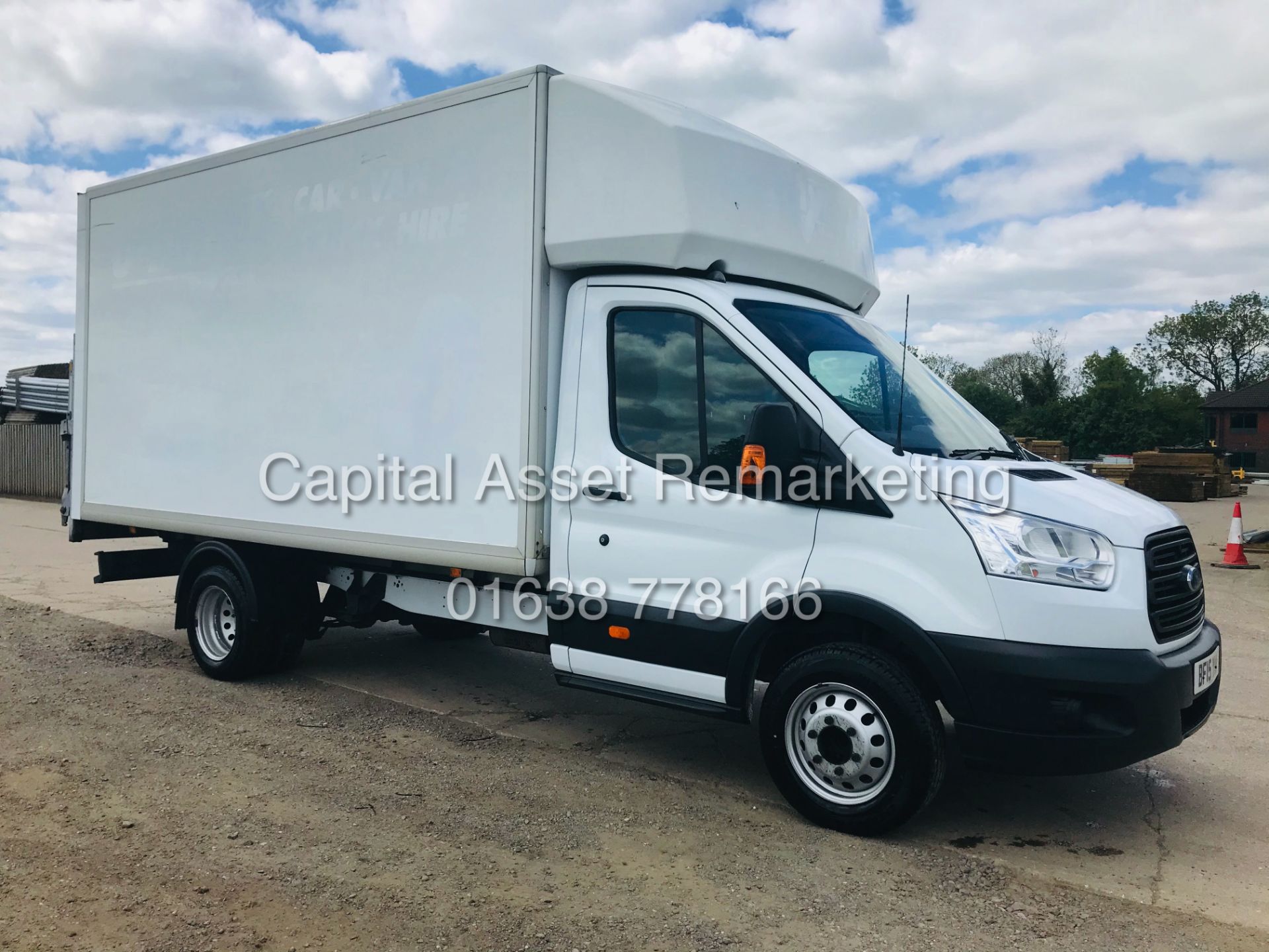 FORD TRANSIT 125 T350L RWD *LWB - LUTON / BOX VAN* (2015 - NEW MODEL) '2.2 TDCI - 6 SPEED' (1 OWNER) - Image 2 of 26