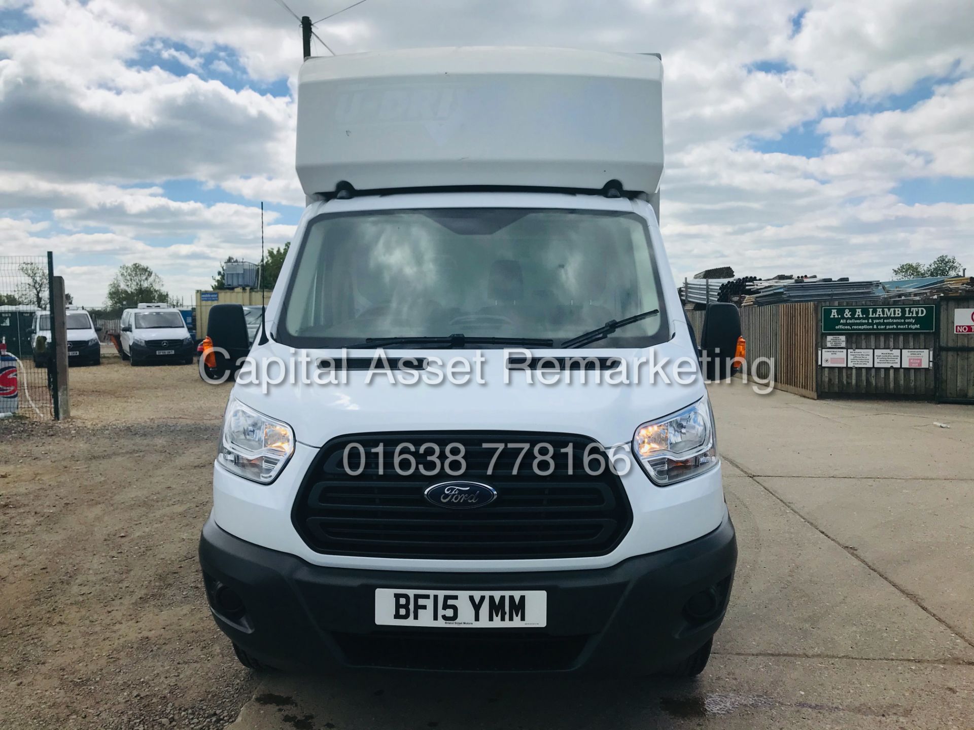 FORD TRANSIT 125 T350L RWD *LWB - LUTON / BOX VAN* (2015 - NEW MODEL) '2.2 TDCI - 6 SPEED' (1 OWNER) - Image 4 of 26