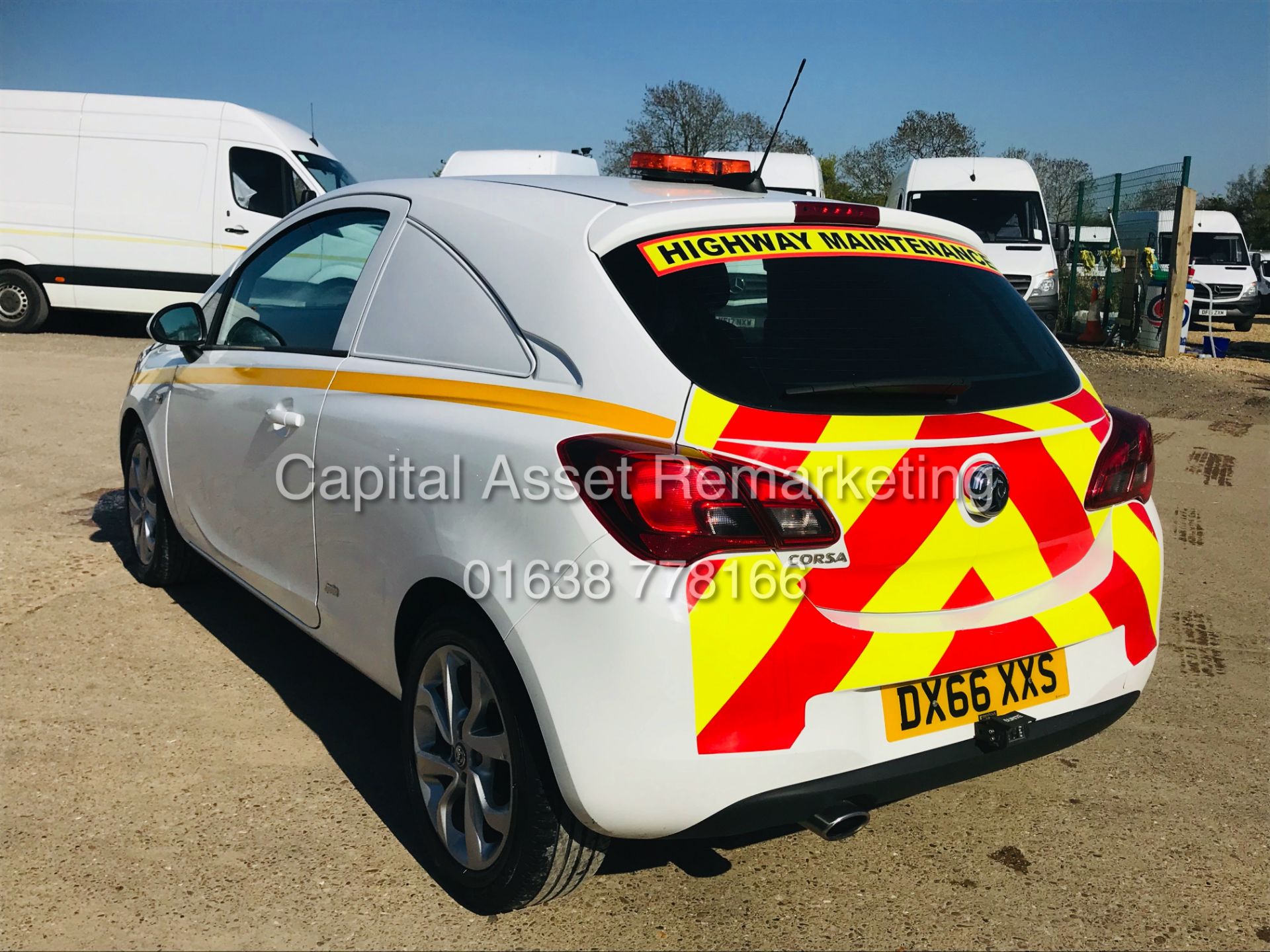 On Sale VAUXHALL CORSA CDTI "SPORTIVE" VAN / COMMERCIAL (2017 MODEL) 1 OWNER FSH *AIR CON* ELEC PACK - Image 13 of 29