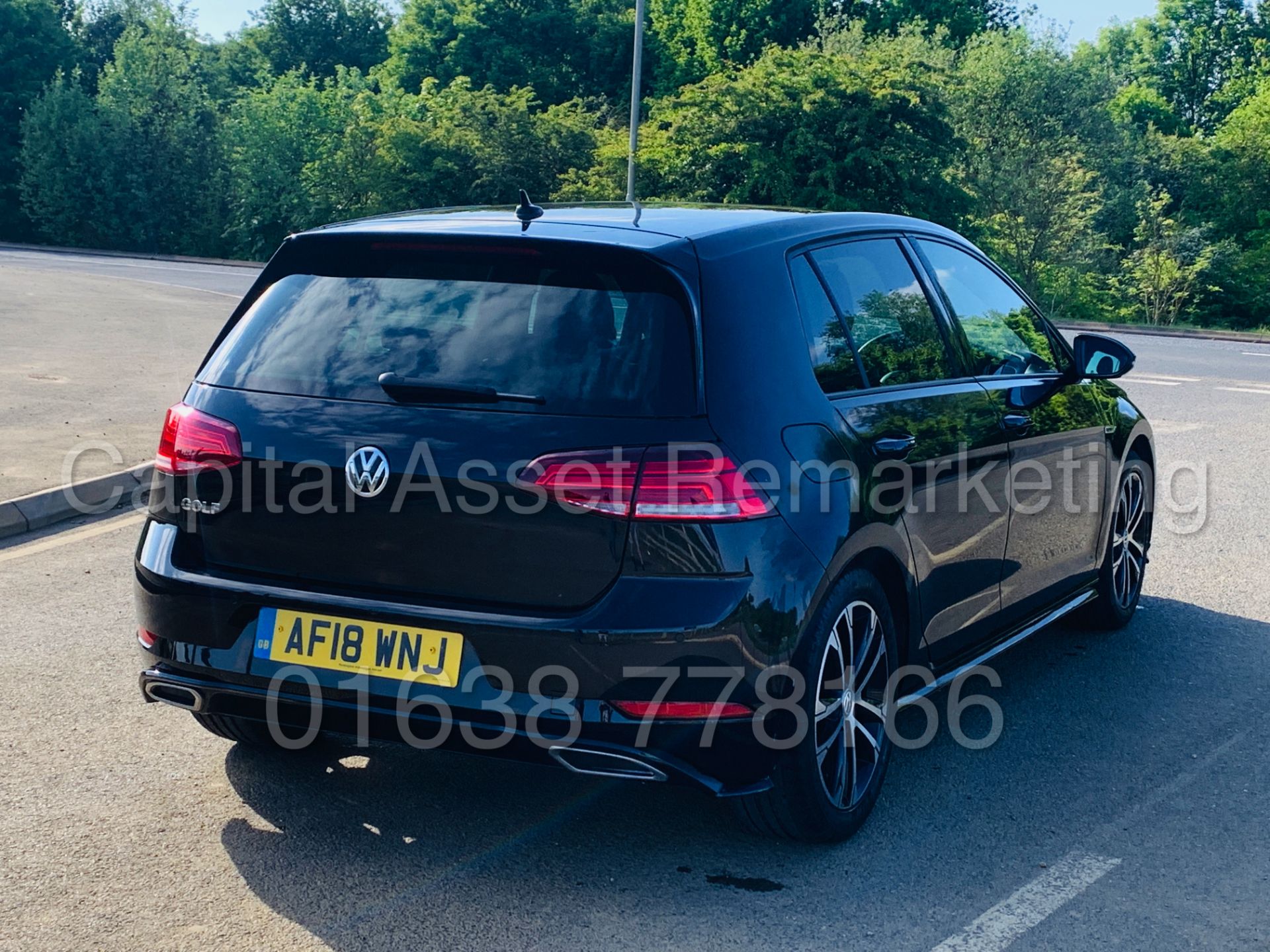 (On Sale) VOLKSWAGEN GOLF *R-LINE EDITION* 5 DOOR (2018) '2.0 TDI - 150 BHP - 6 SPEED' (1 OWNER) - Image 12 of 50