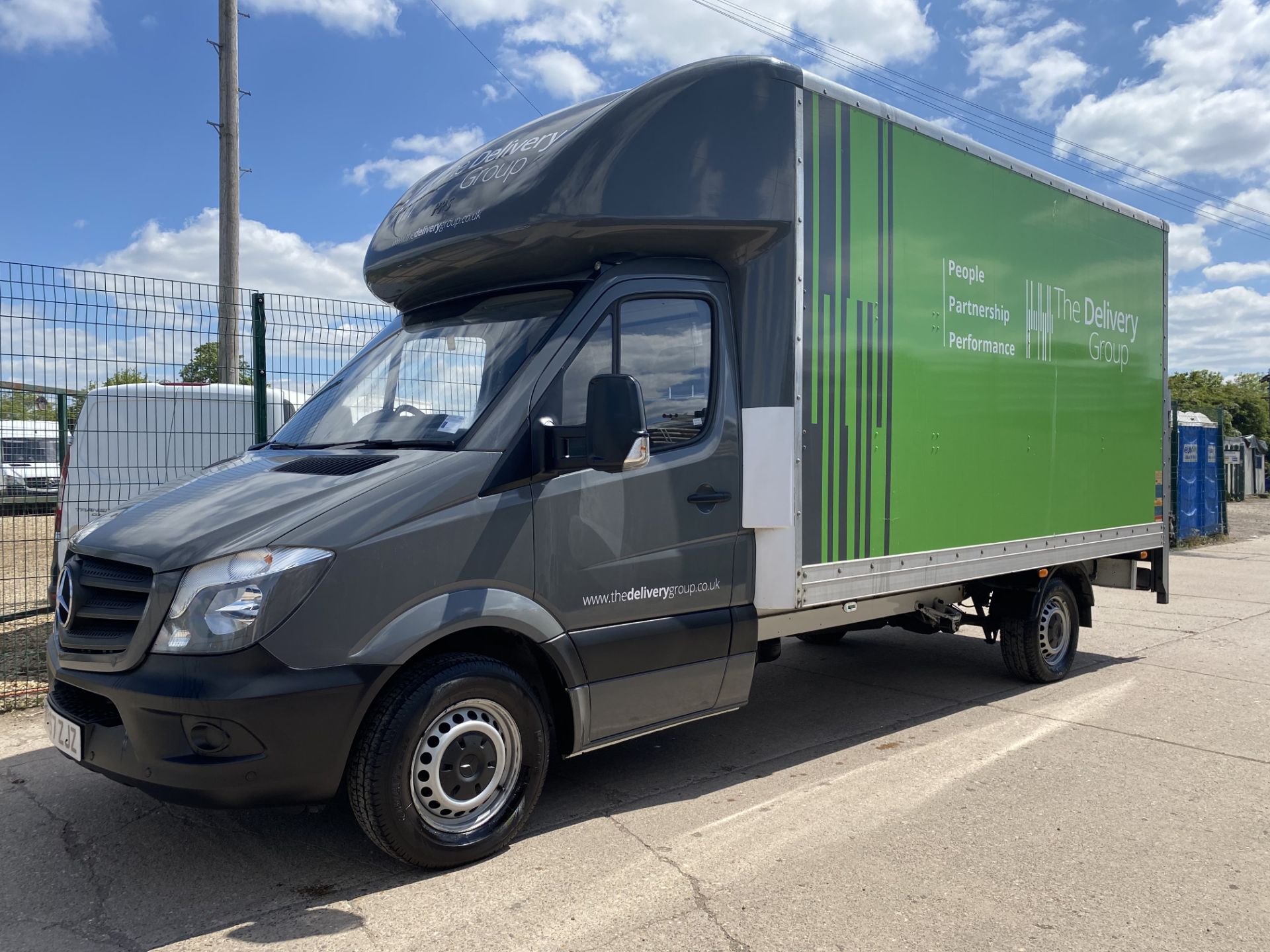 MERCEDES SPRINTER 314CDI "LWB" LUTON BOX VAN WITH ELECTRIC TAIL LIFT - (2018 MODEL) - EURO6 - LOOK!! - Image 3 of 16