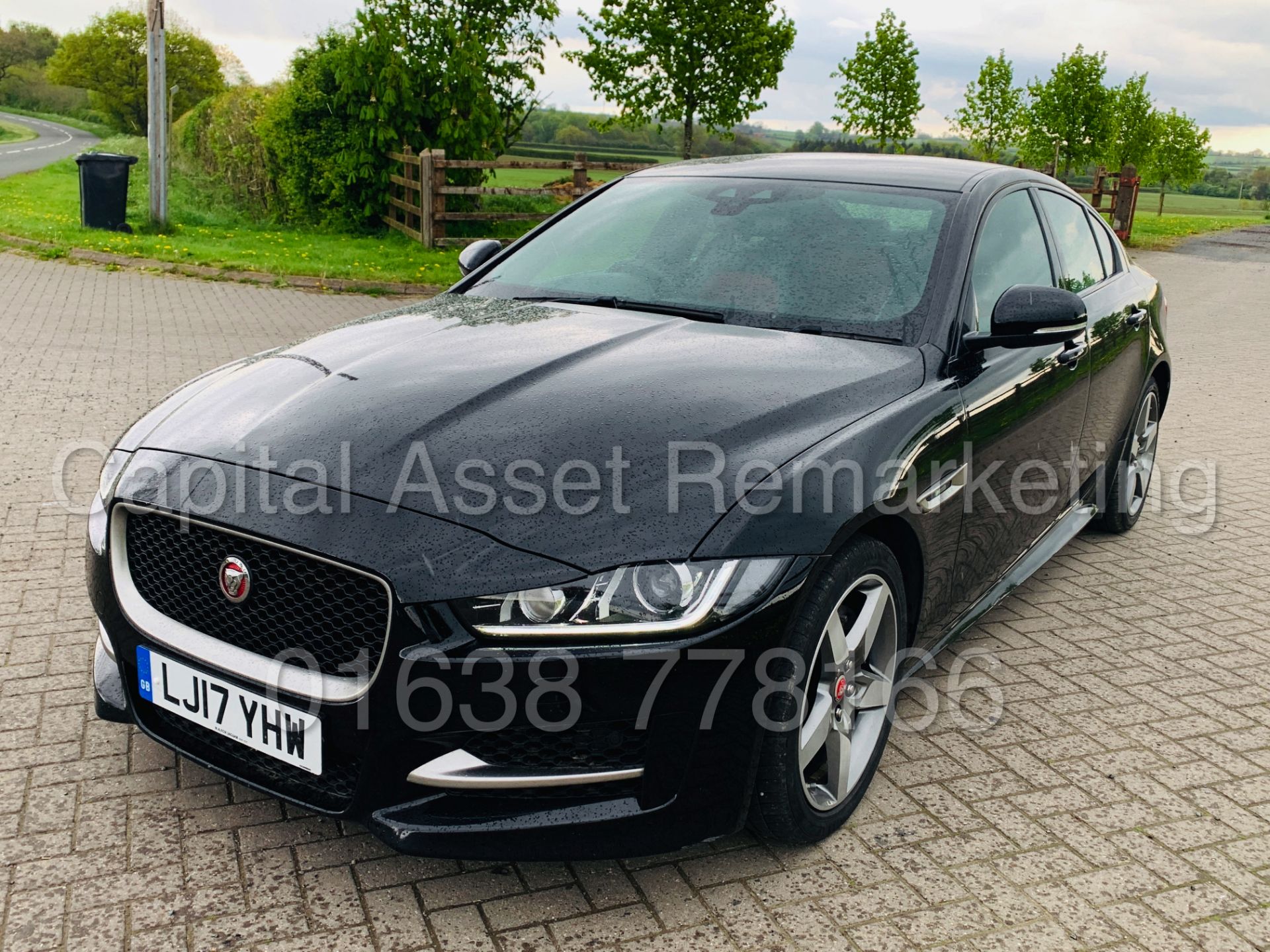 On Sale JAGUAR XE *R-SPORT* SALOON (2017 - EURO 6) '2.0 D - 180 BHP - STOP/START *1 OWNER - FSH - Image 5 of 45