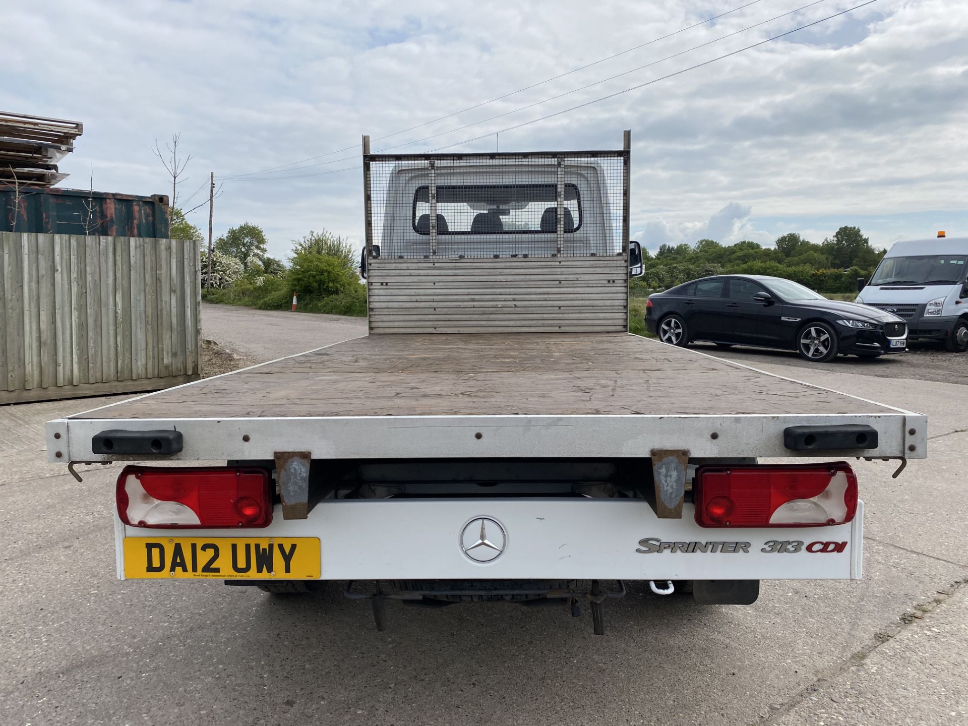 MERCEDES SPRINTER 313CDI LONG WHEEL BASE FLAT BED - 12 REG - 14 FOOT BODY - EURO 5 - LOOK!!! - Image 8 of 17