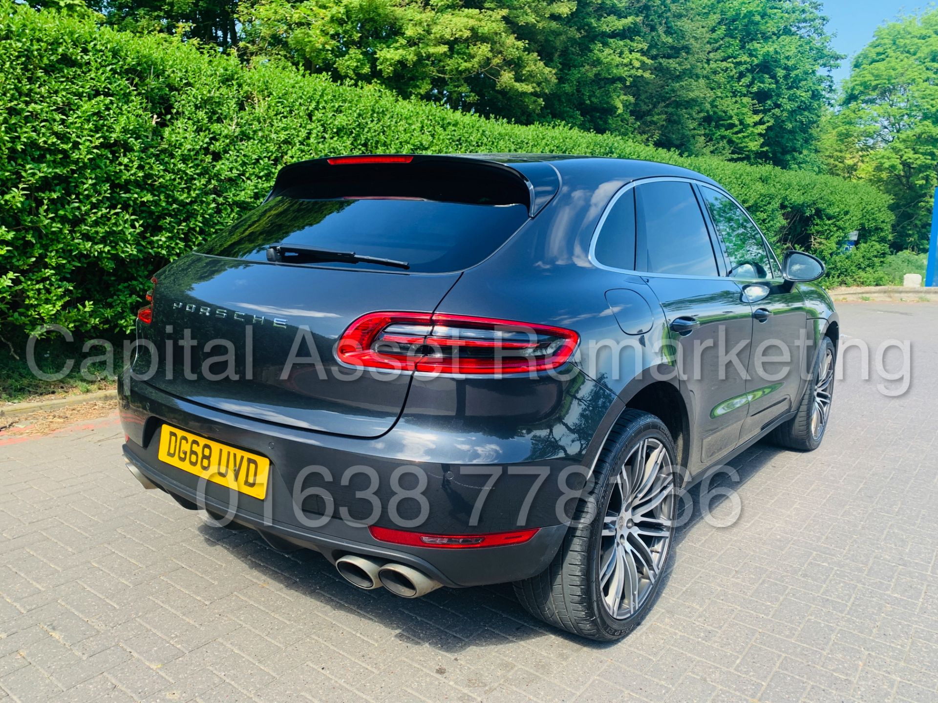 (On Sale) PORSCHE MACAN S *SPORTS SUV* (68 REG) '3.0 V6 DIESEL - 258 BHP - AUTO PDK' *MASSIVE SPEC* - Image 8 of 57