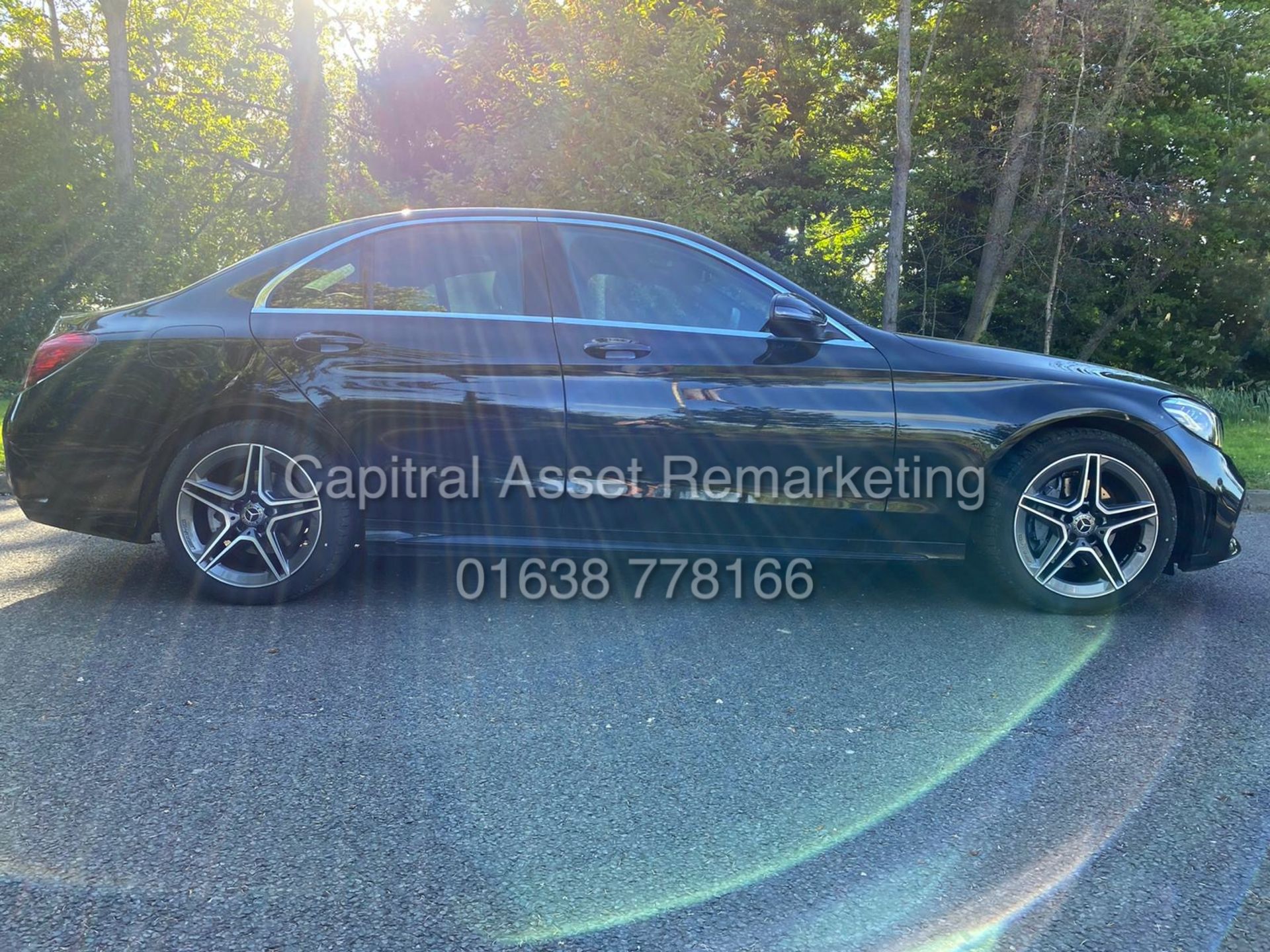 MERCEDES C220d "AMG-LINE" 9G TRONIC (69 REG - FACELIFT MODEL) 1 OWNER *GREAT SPEC* A MUST SEE - Image 8 of 30