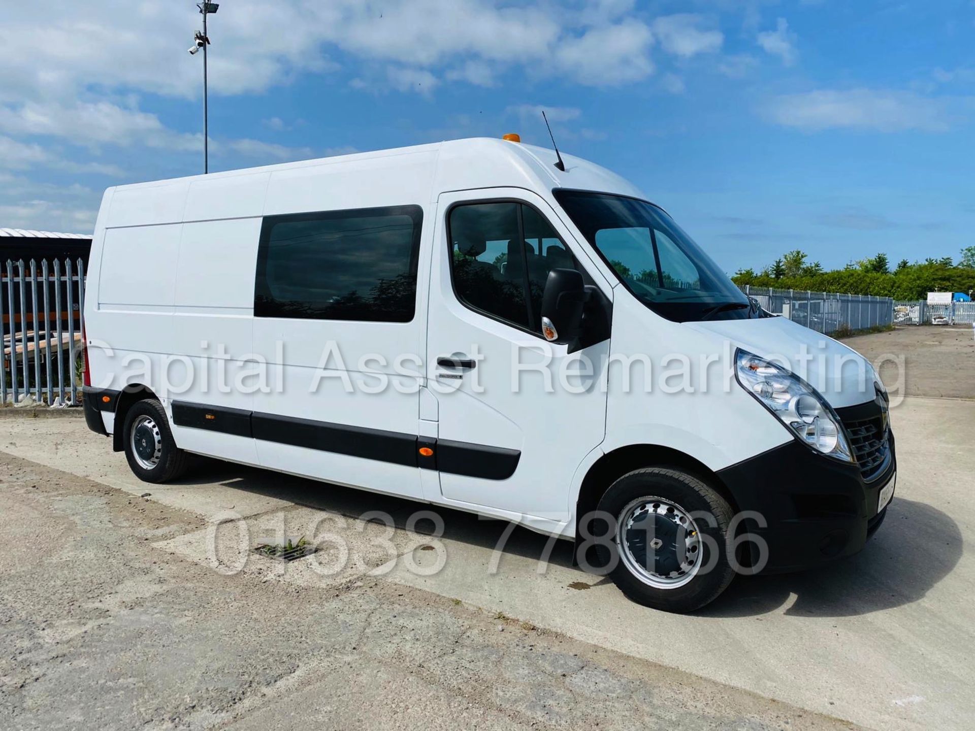 RENAULT MASTER LM35 *LWB HI-ROOF* (2016) '2.3 DCI - 110 BHP - 6 SPEED' **ONLY 36,000 MILES** - Image 2 of 33