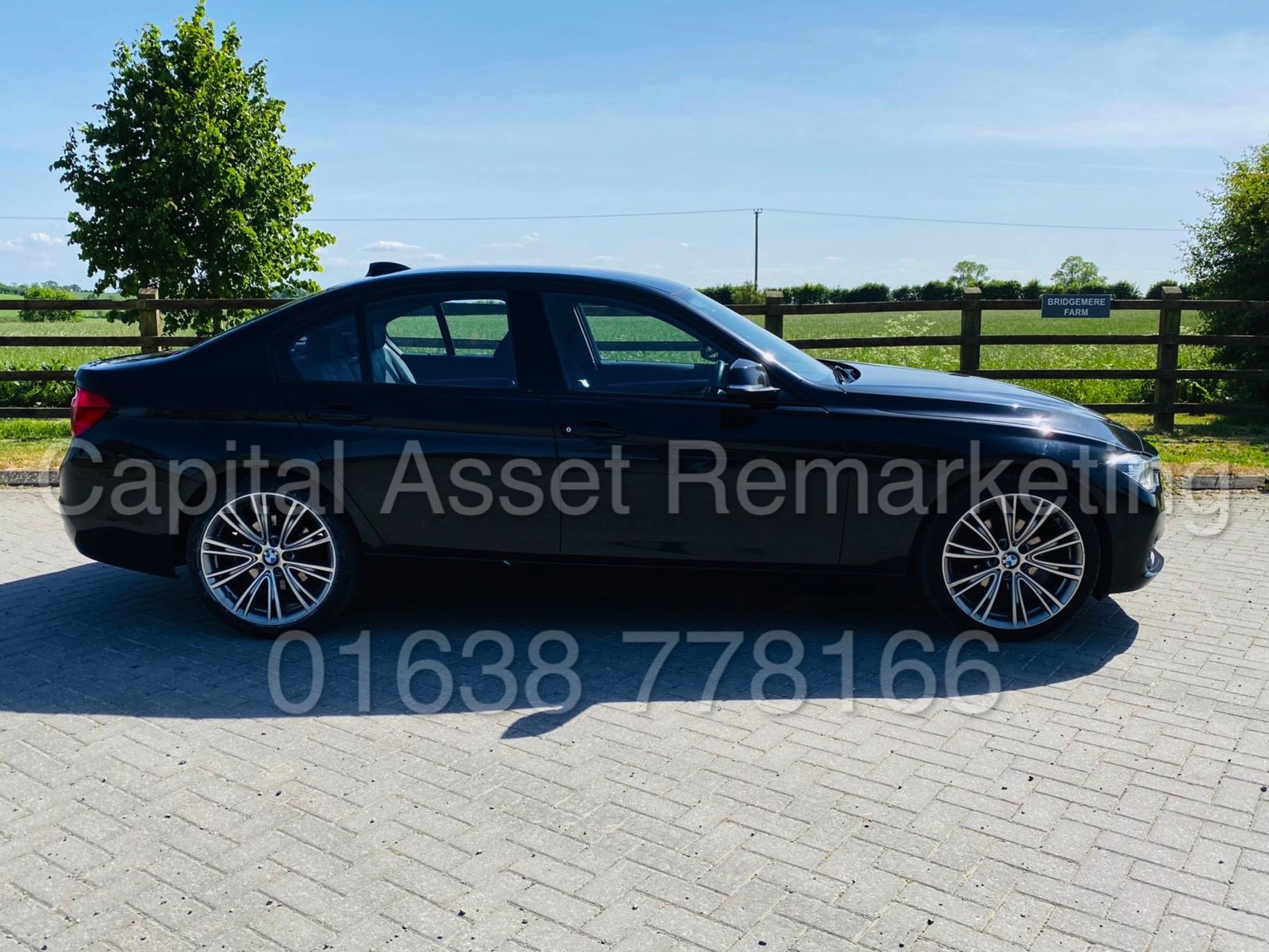 (On Sale) BMW 320d Efficient Dynamics *SPORT* SALOON (2018) 'KEYLESS - LEATHER -SAT NAV' *HUGE SPEC* - Image 14 of 44