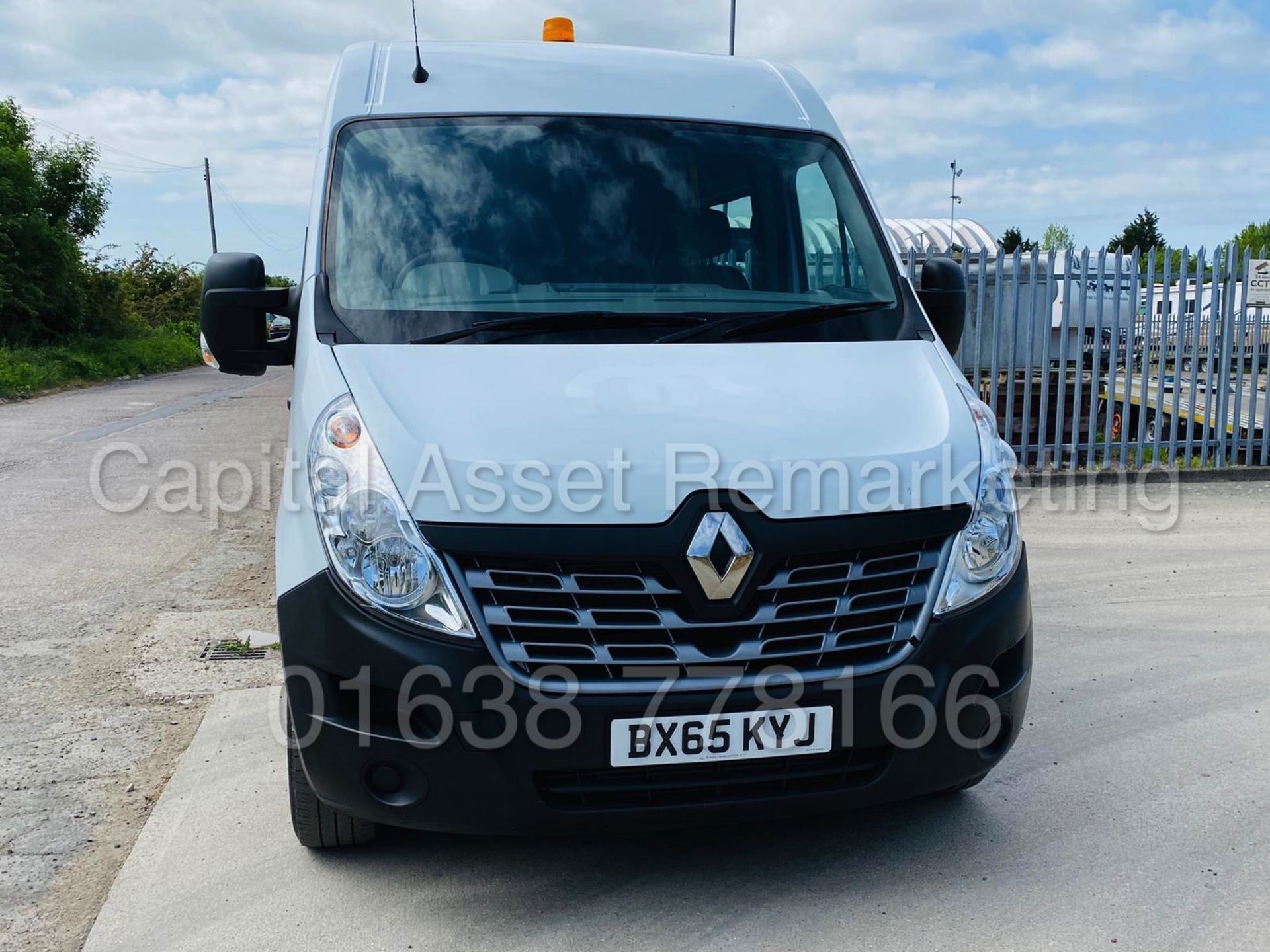 RENAULT MASTER LM35 *LWB HI-ROOF* (2016) '2.3 DCI - 110 BHP - 6 SPEED' **ONLY 36,000 MILES** - Image 5 of 33