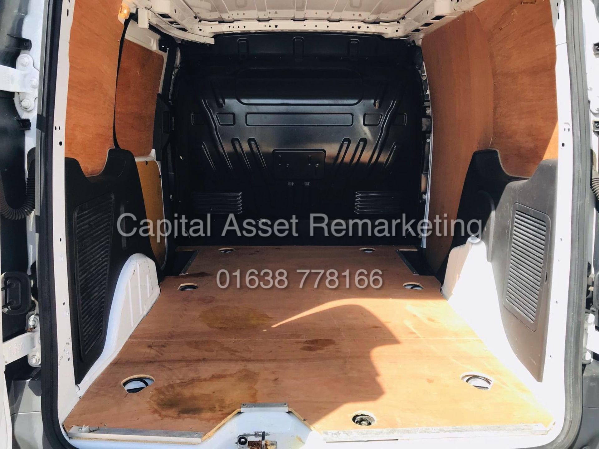 ON SALE FORD TRANSIT CONNECT 1.5TDCI "EURO 6" (2017 MODEL) 1 OWNER - FSH -PARKING SENSORS - - Image 22 of 23