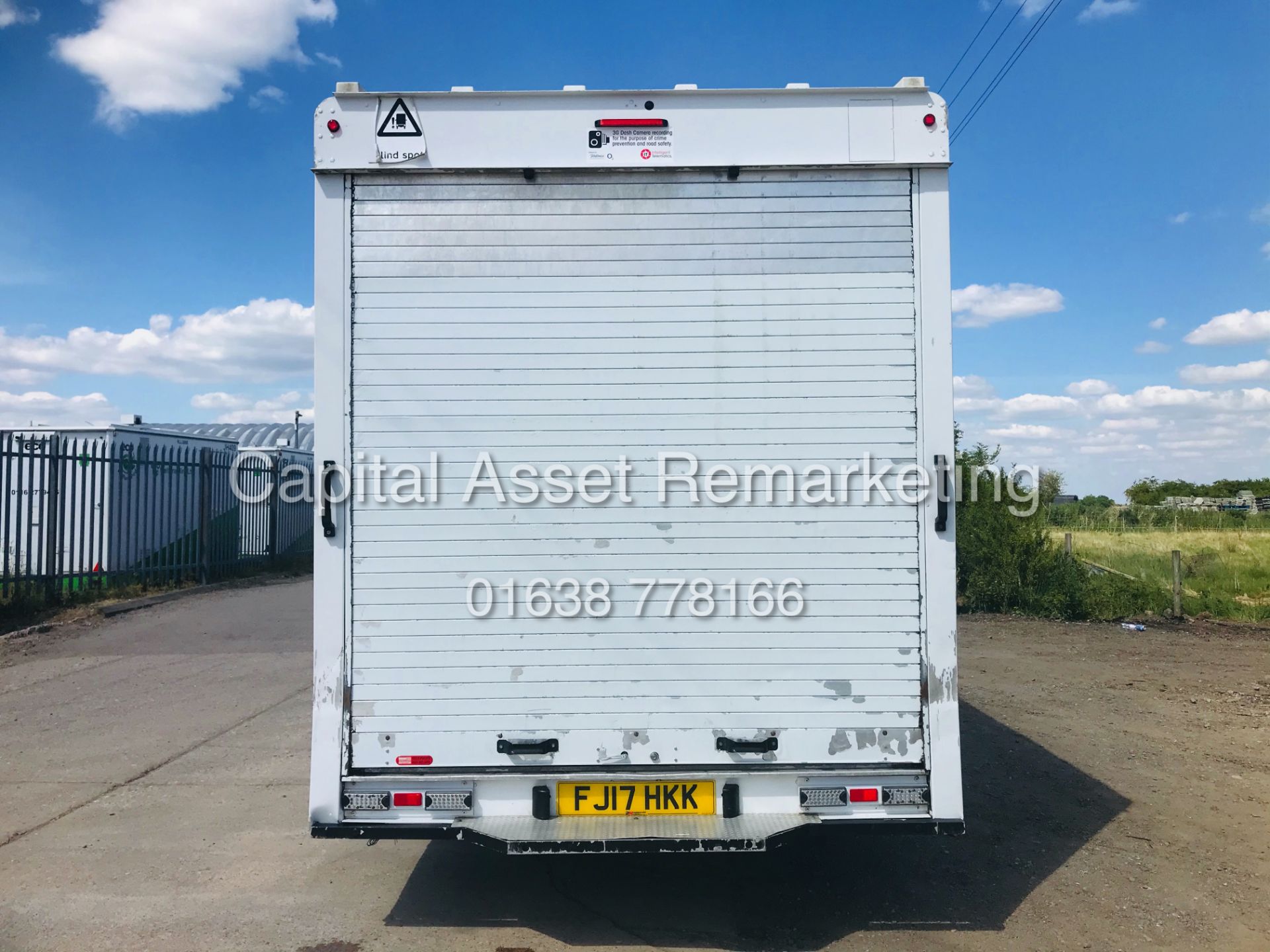 (ON SALE) RENAULT MASTER LM35 2.3DCI 'LWB" LOW LOADER LUTON (17 REG) EURO 6 - FSH -1 OWNER -AIR CON - Image 10 of 24