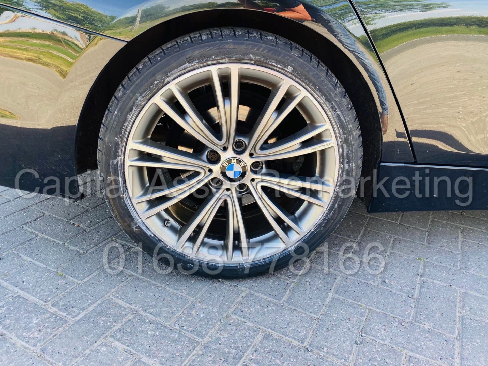 (On Sale) BMW 320d Efficient Dynamics *SPORT* SALOON (2018) 'KEYLESS - LEATHER -SAT NAV' *HUGE SPEC* - Image 18 of 44