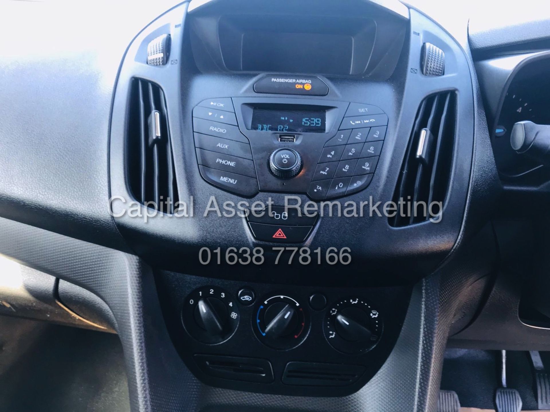 ON SALE FORD TRANSIT CONNECT 1.5TDCI "EURO 6" (2017 MODEL) 1 OWNER - FSH -PARKING SENSORS - - Image 16 of 23