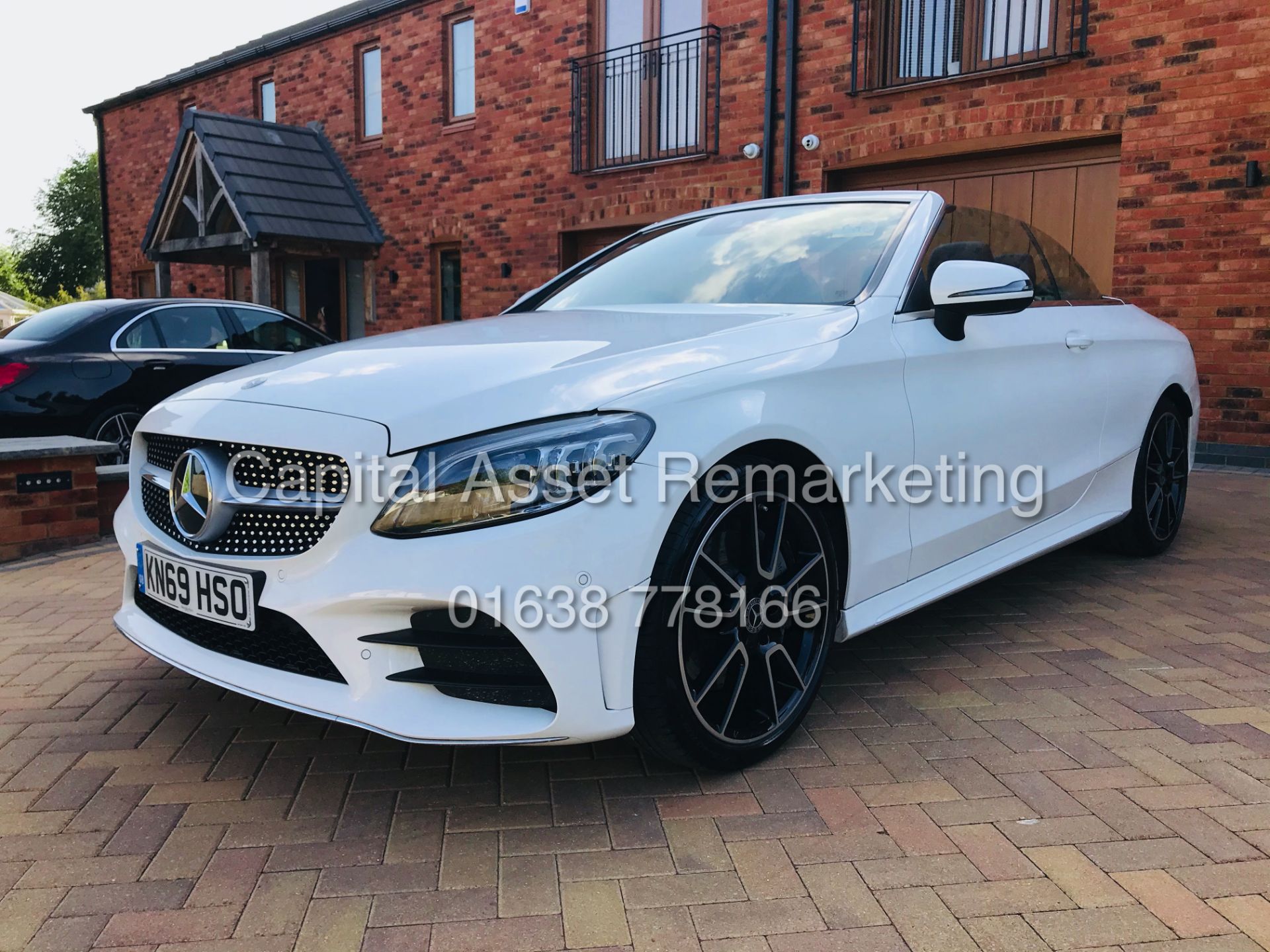 MERCEDES C300d 9G AUTO *AMG PREMUIM - CABRIOLET (2020 MODEL) SAT NAV (MASSIVE SPEC) *NO VAT* - Image 6 of 55