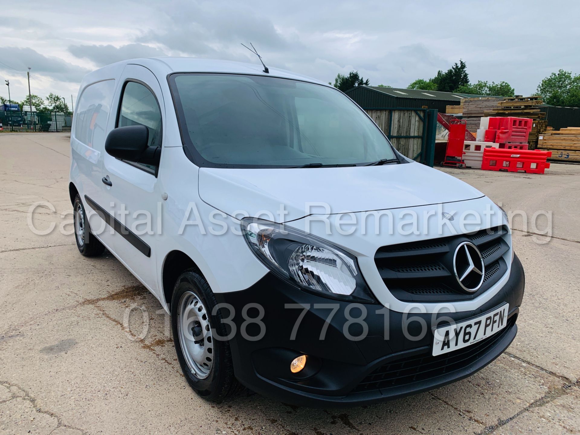 (On Sale) MERCEDES-BENZ CITAN 109 CDI LWB (67 REG - EURO 6) '1.5 CDI - BLUE EFFICIENCY' (1 OWNER) - Image 13 of 37