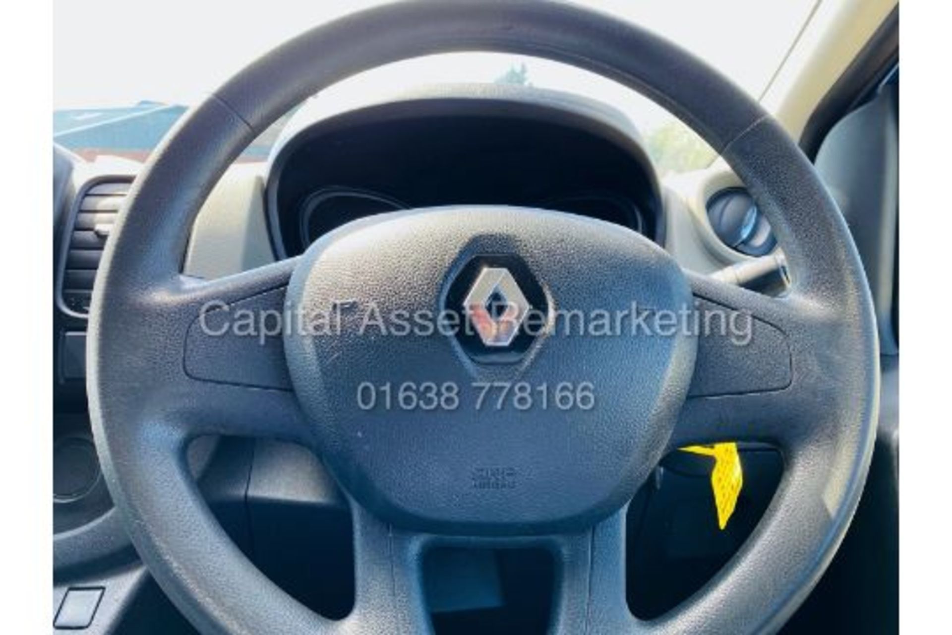 (ON SALE) RENAULT TRAFIC 1.6DCI "BUSINESS EDITION" LWB - 16 REG - AIR CON - MET PAINT - ELEC PACK - Image 12 of 21