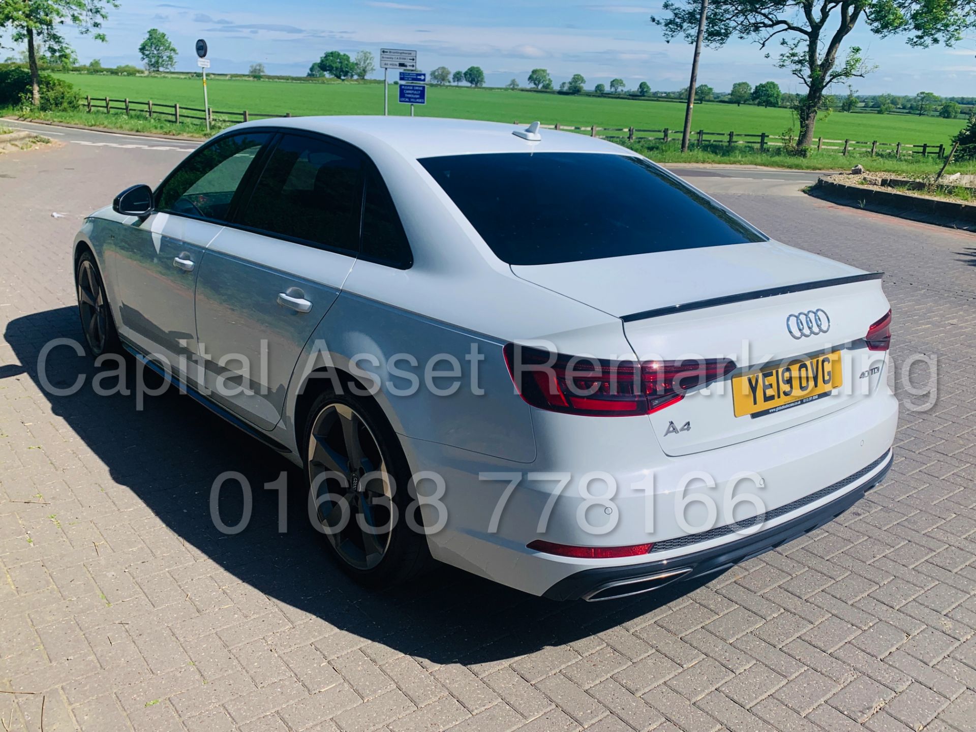 AUDI A4 'S-LINE' *BLACK EDITION* SALOON (2019) '2.0 TDI -190 BHP- S TRONIC AUTO' *SAT NAV* (1 OWNER) - Image 9 of 53