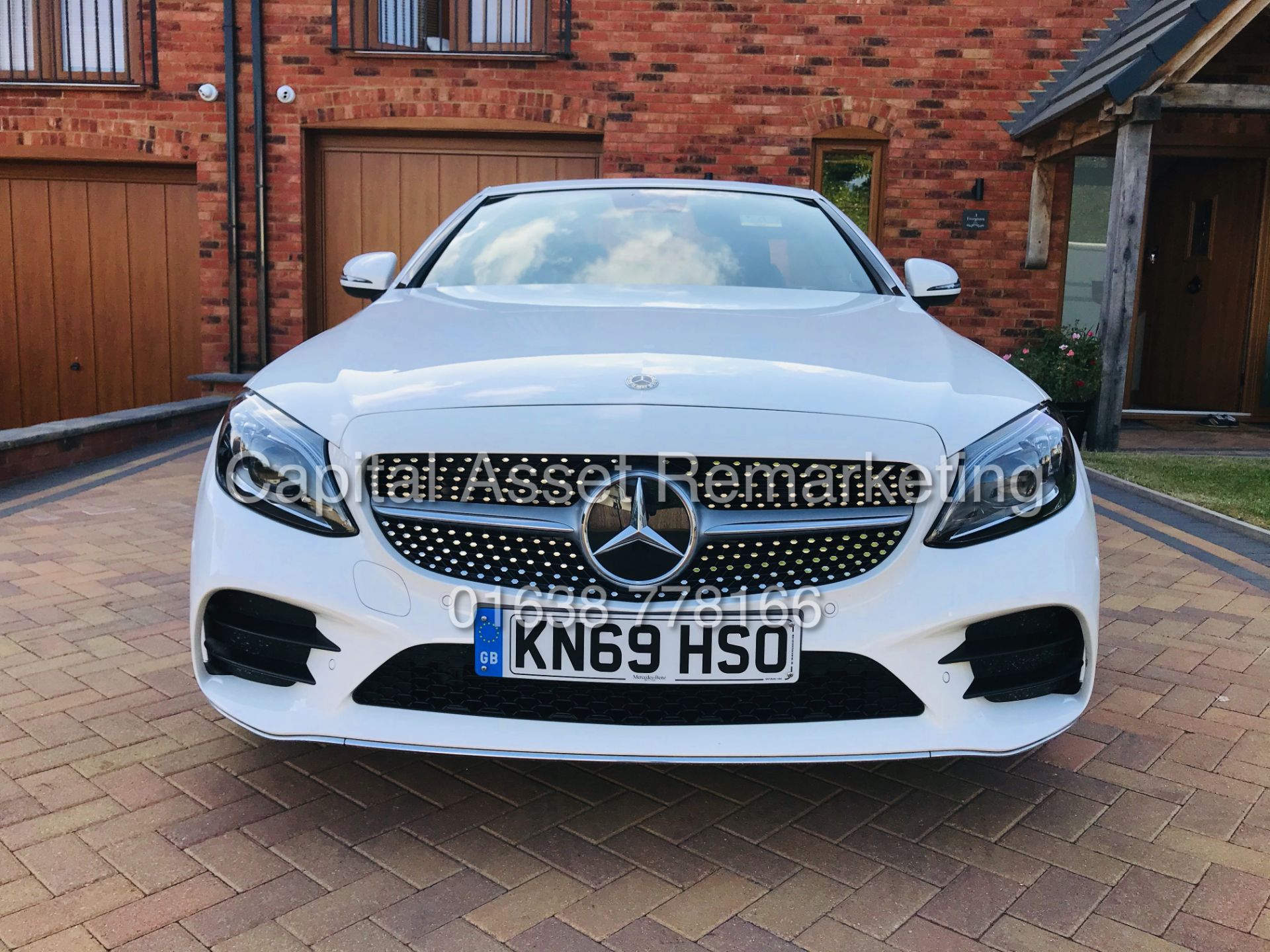 MERCEDES C300d 9G AUTO *AMG PREMUIM - CABRIOLET (2020 MODEL) SAT NAV (MASSIVE SPEC) *NO VAT* - Image 5 of 55