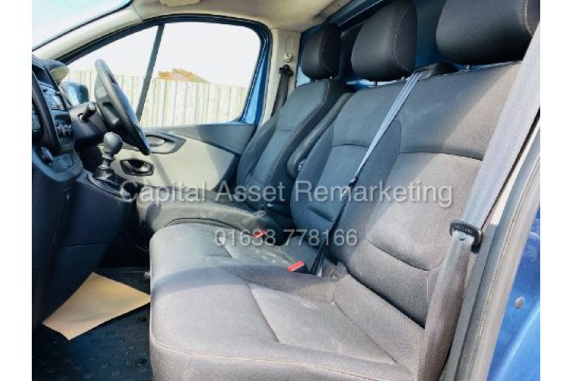 (ON SALE) RENAULT TRAFIC 1.6DCI "BUSINESS EDITION" LWB - 16 REG - AIR CON - MET PAINT - ELEC PACK - Image 14 of 21