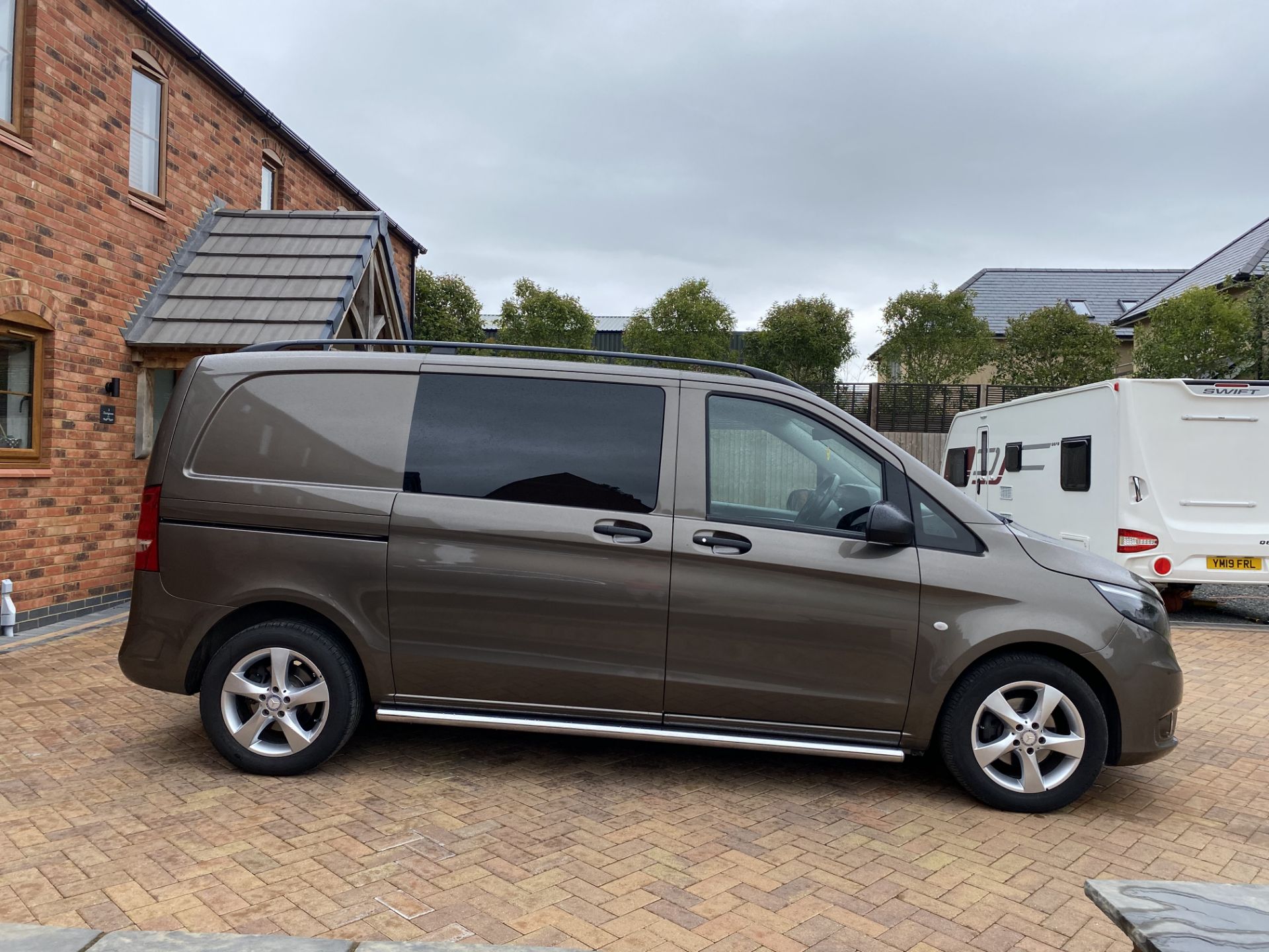 (ON SALE) MERCEDES VITO 116CDI "SPORT" AUTO 5 SEATER DUALINER / CREW VAN - 17 REG - ONLY 44K MILES - Image 10 of 29