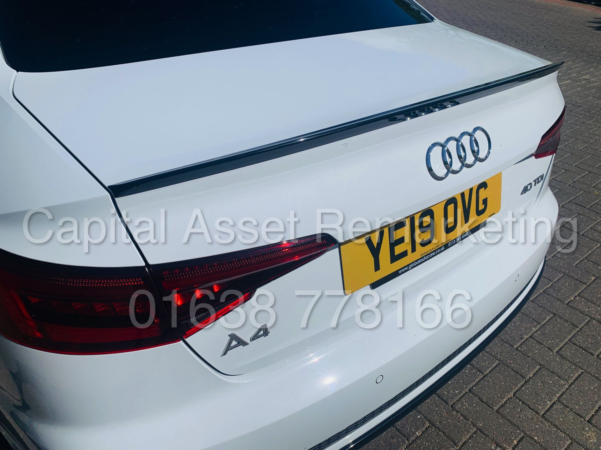 AUDI A4 'S-LINE' *BLACK EDITION* SALOON (2019) '2.0 TDI -190 BHP- S TRONIC AUTO' *SAT NAV* (1 OWNER) - Image 16 of 53