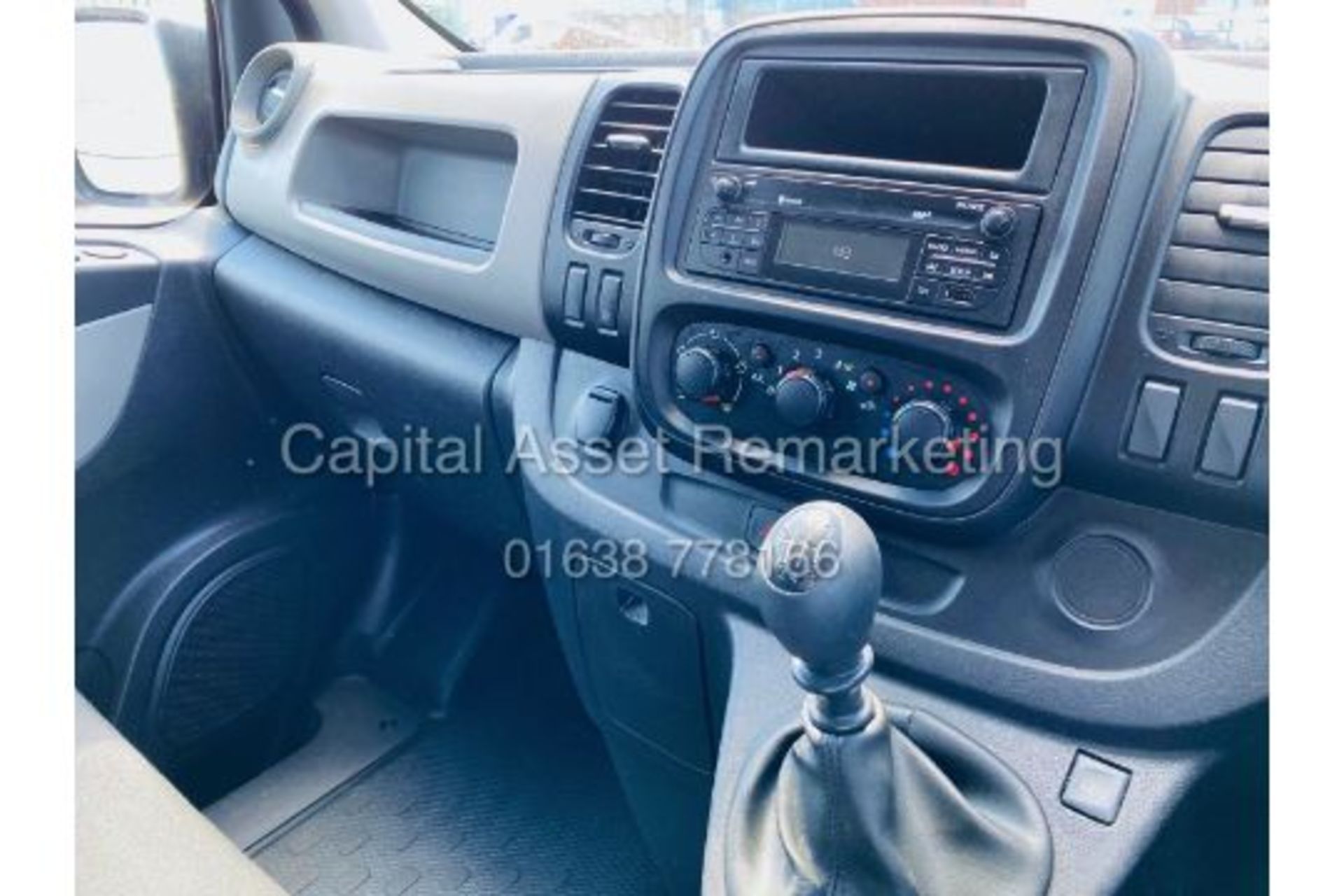 (ON SALE) RENAULT TRAFIC 1.6DCI "BUSINESS EDITION" LWB - 16 REG - AIR CON - MET PAINT - ELEC PACK - Image 18 of 21