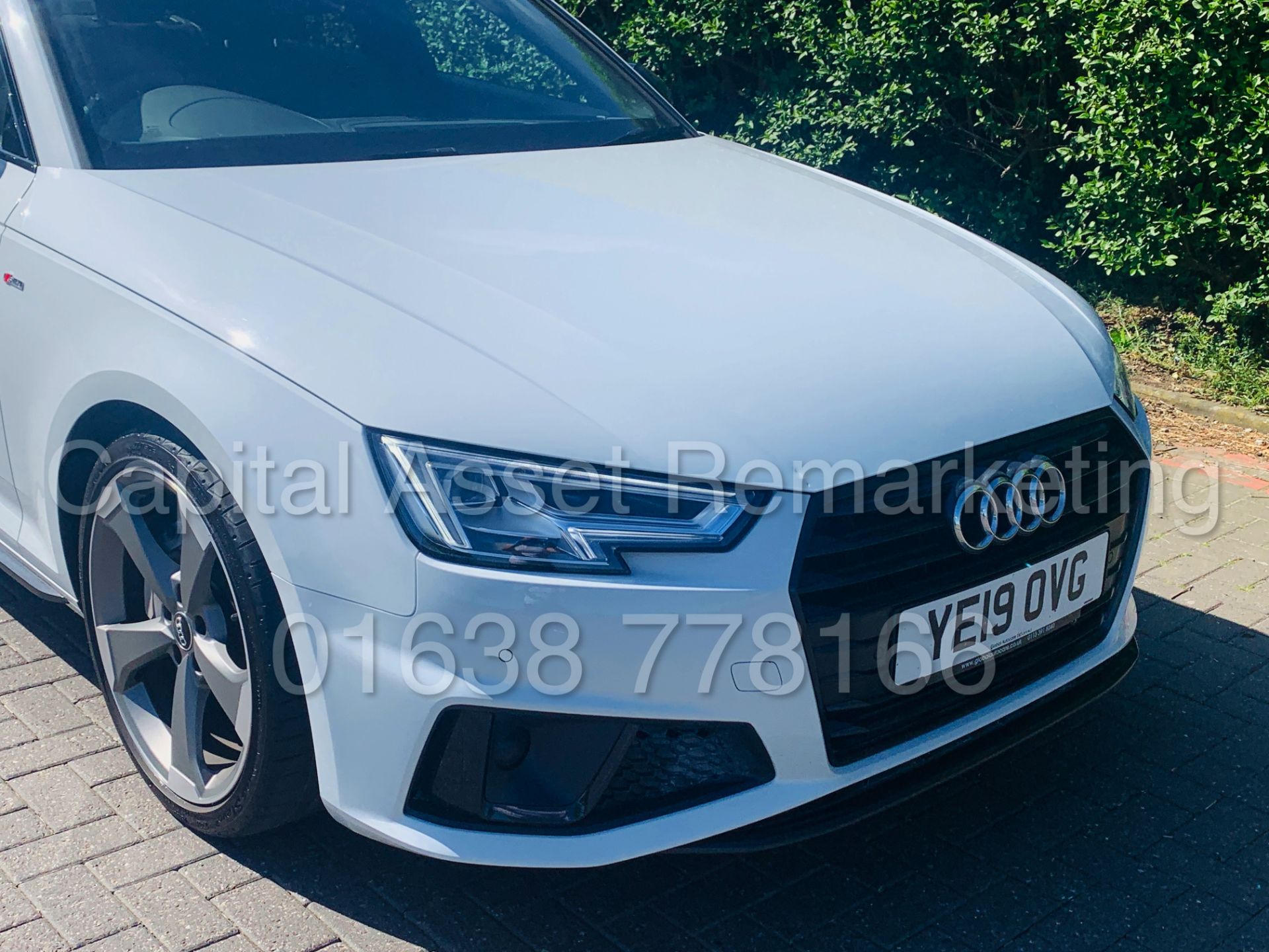 AUDI A4 'S-LINE' *BLACK EDITION* SALOON (2019) '2.0 TDI -190 BHP- S TRONIC AUTO' *SAT NAV* (1 OWNER) - Image 14 of 53