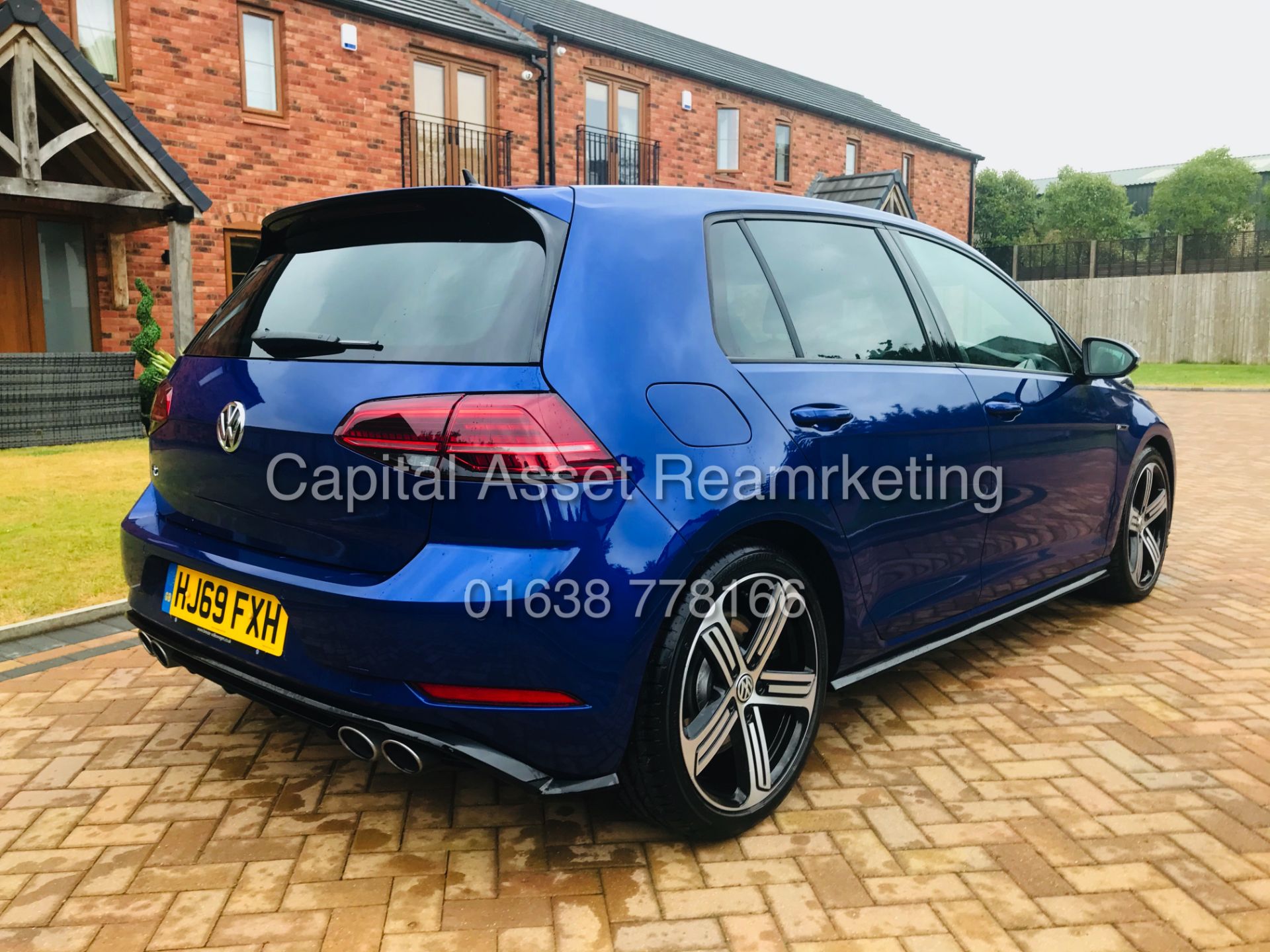 (ON SALE) VOLKSWAGEN GOLF "R" DSG AUTO "300BHP!!" 5DR (2020 MODEL) GREAT SPEC - SAT NAV - 1 OWNER - Image 13 of 38